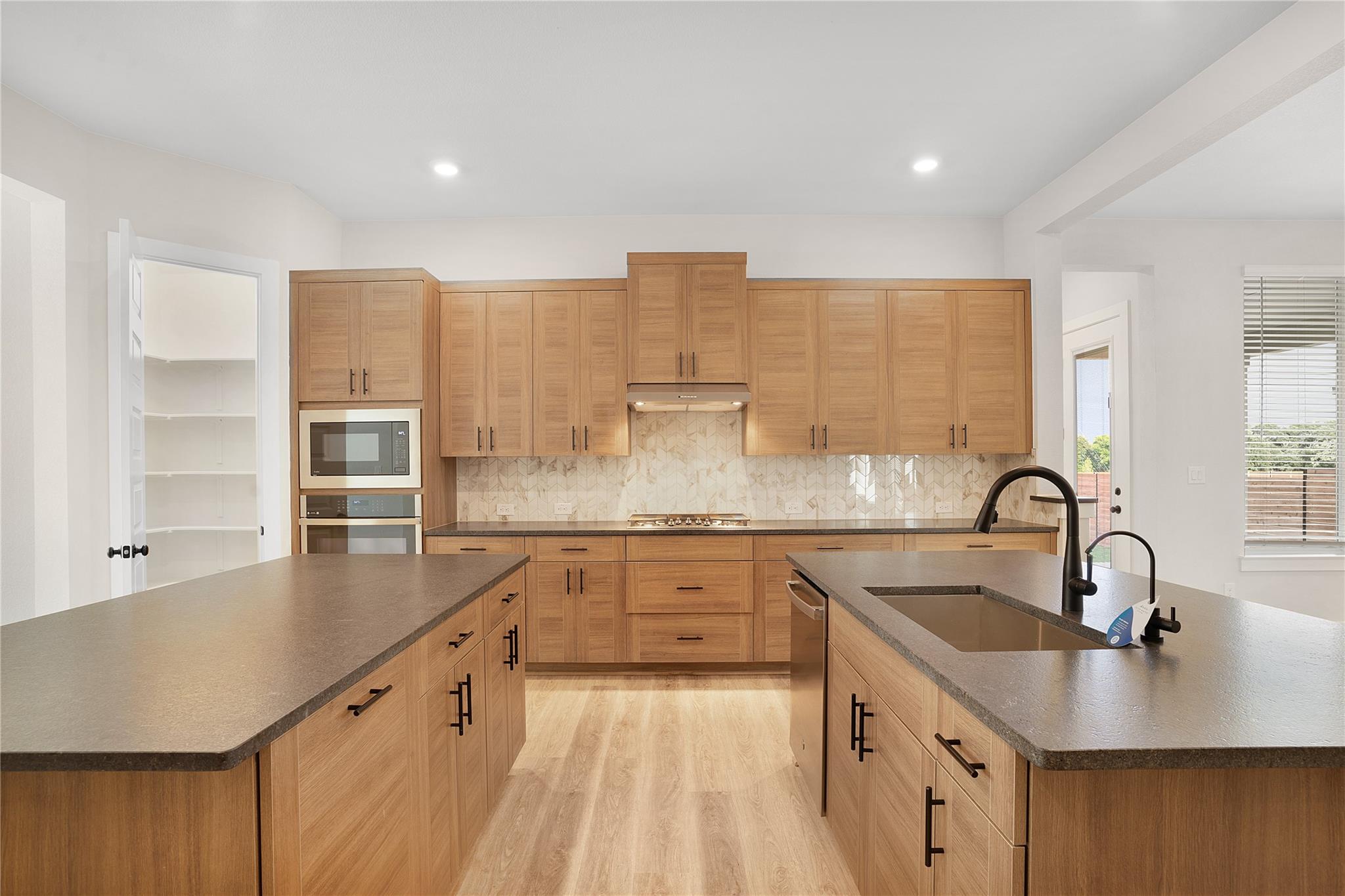 308 Oak Blossom Rd, Liberty Hill, TX 78642