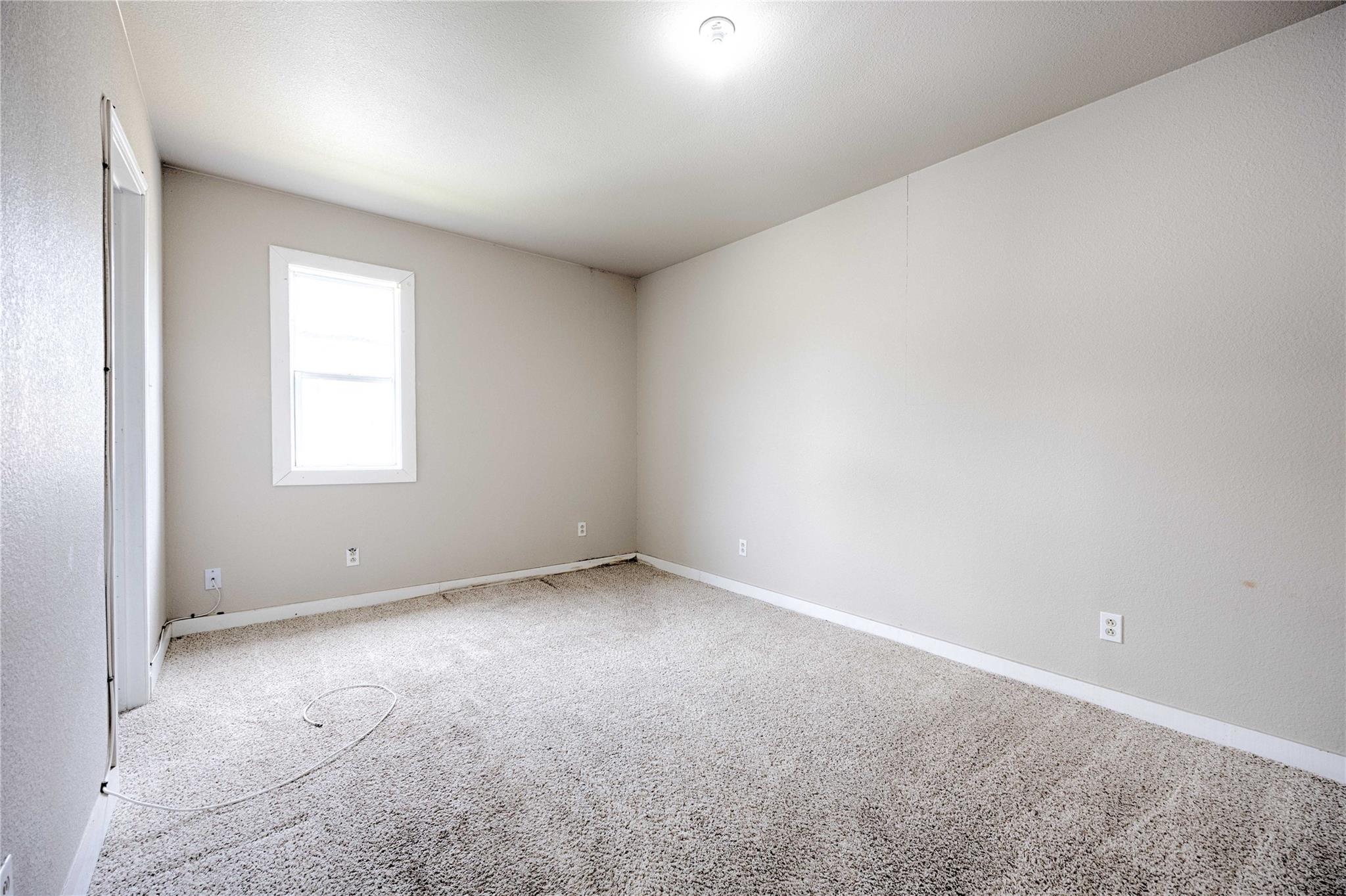 113 Thiele Dr, Yoakum, TX 77995