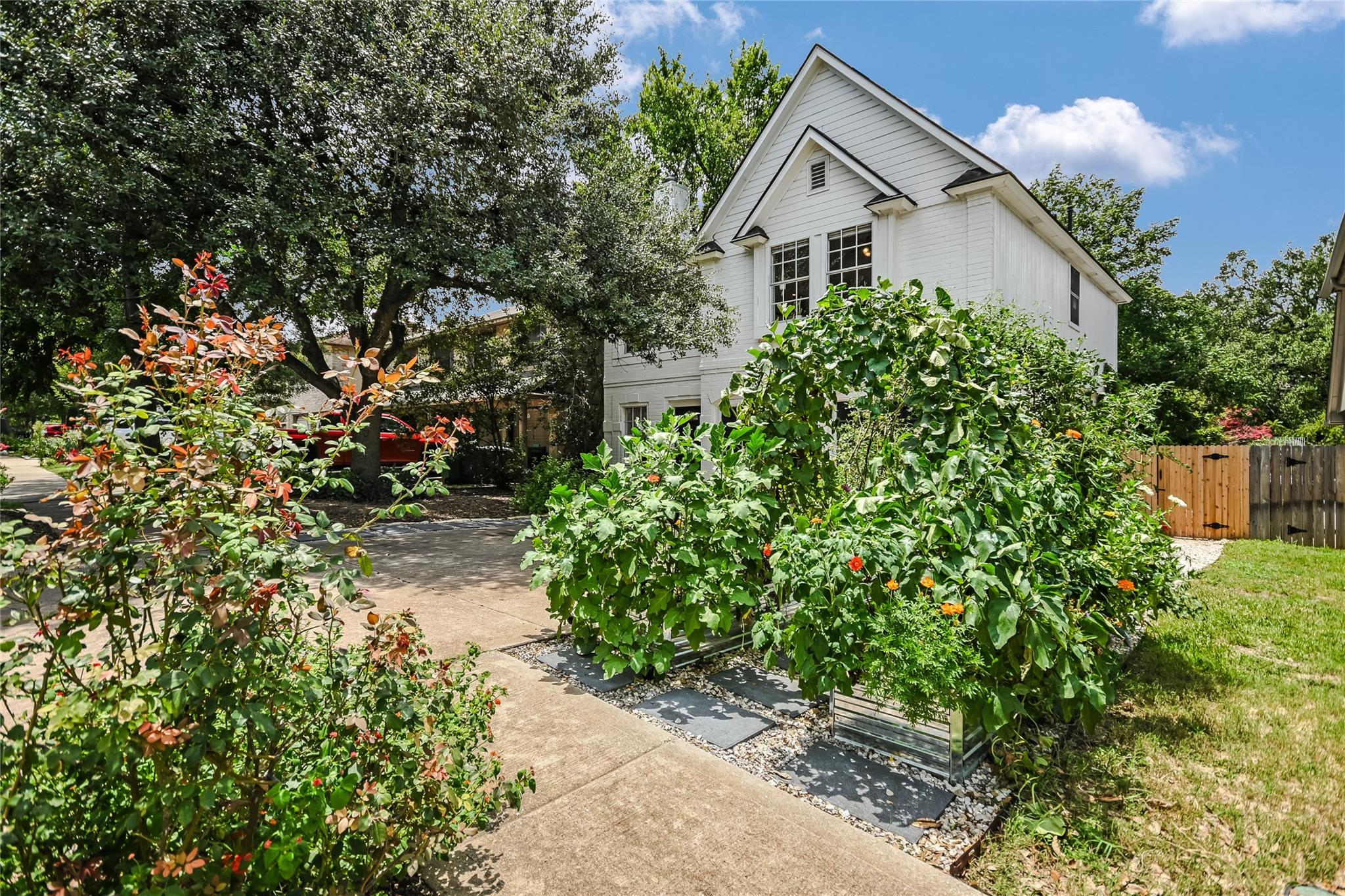 8806 Ampezo Trl, Austin, TX 78749