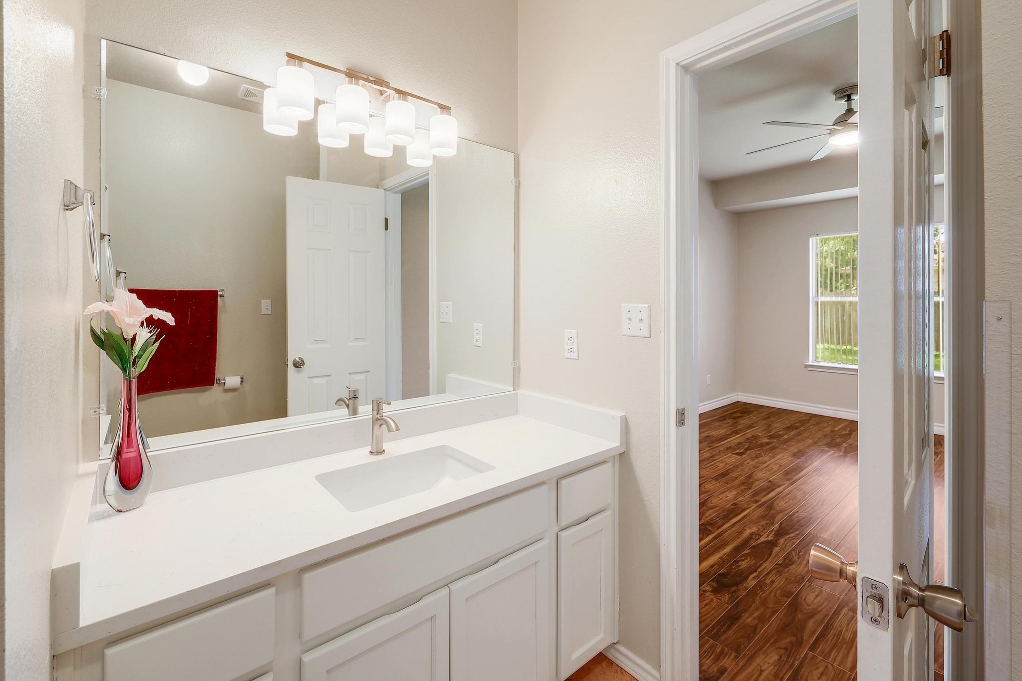 8703 Weiser Dr # A, Austin, TX 78729