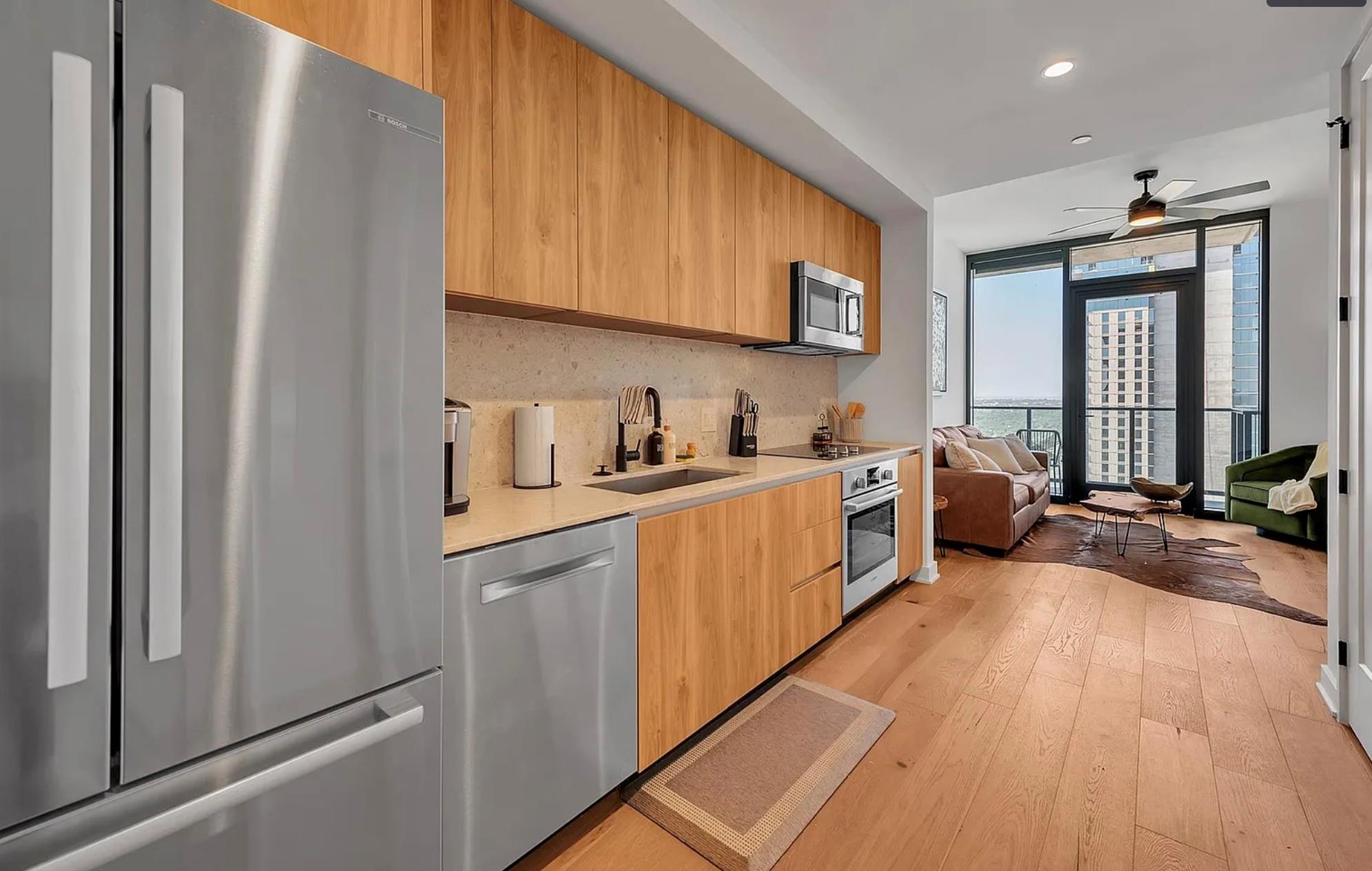 84 East Ave # 3208, Austin, TX 78701