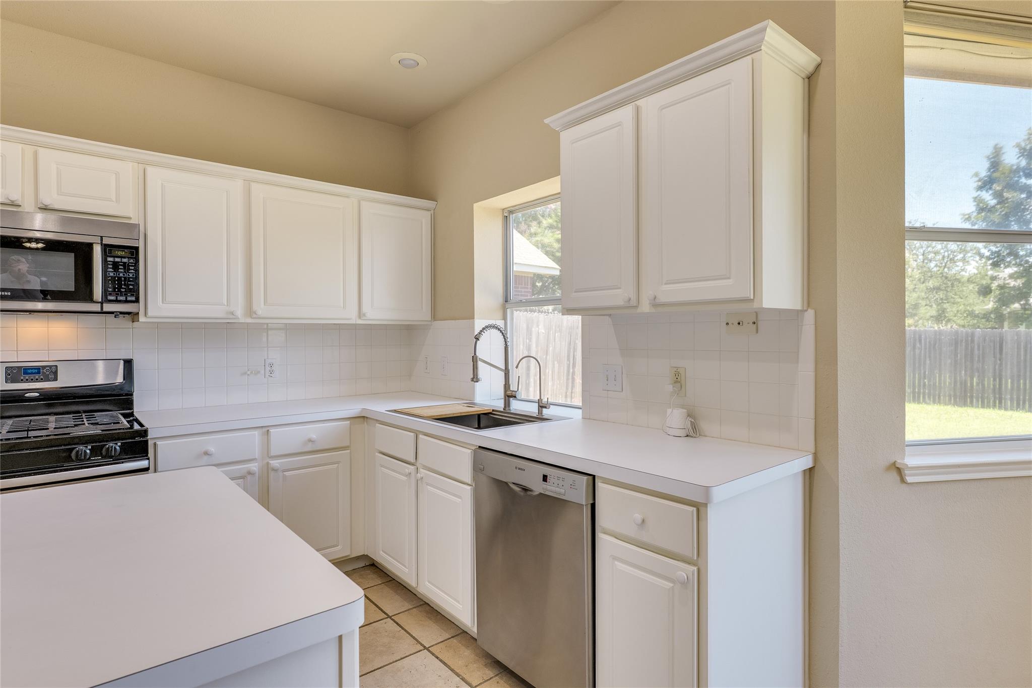 1103 Terra St, Round Rock, TX 78665