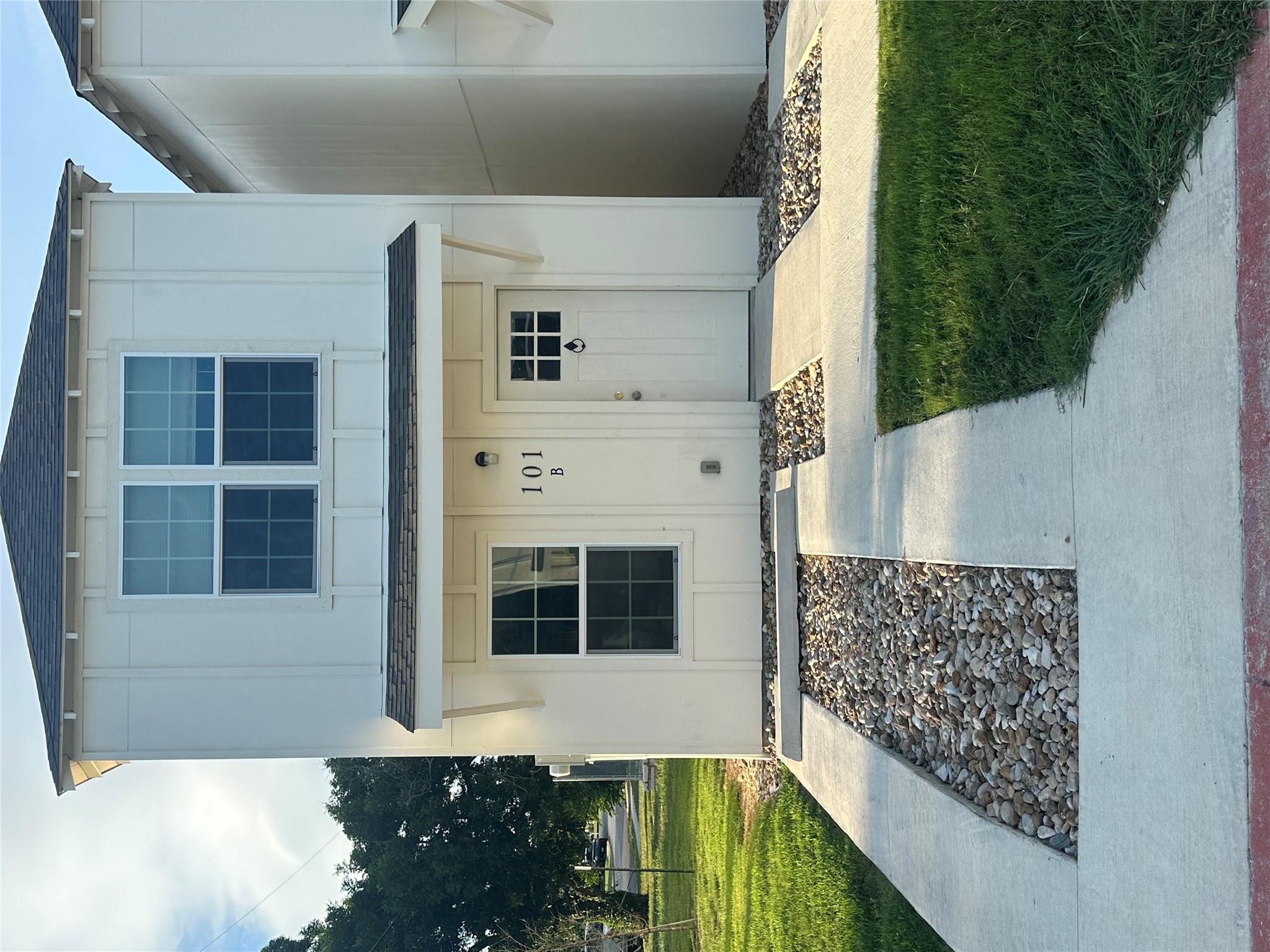 230 Debus Dr # 101 B, Taylor, TX 76574