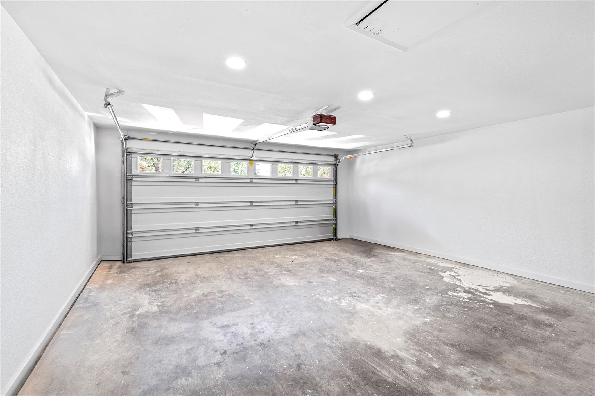 8518 FATHOM Cir # 131, Austin, TX 78750