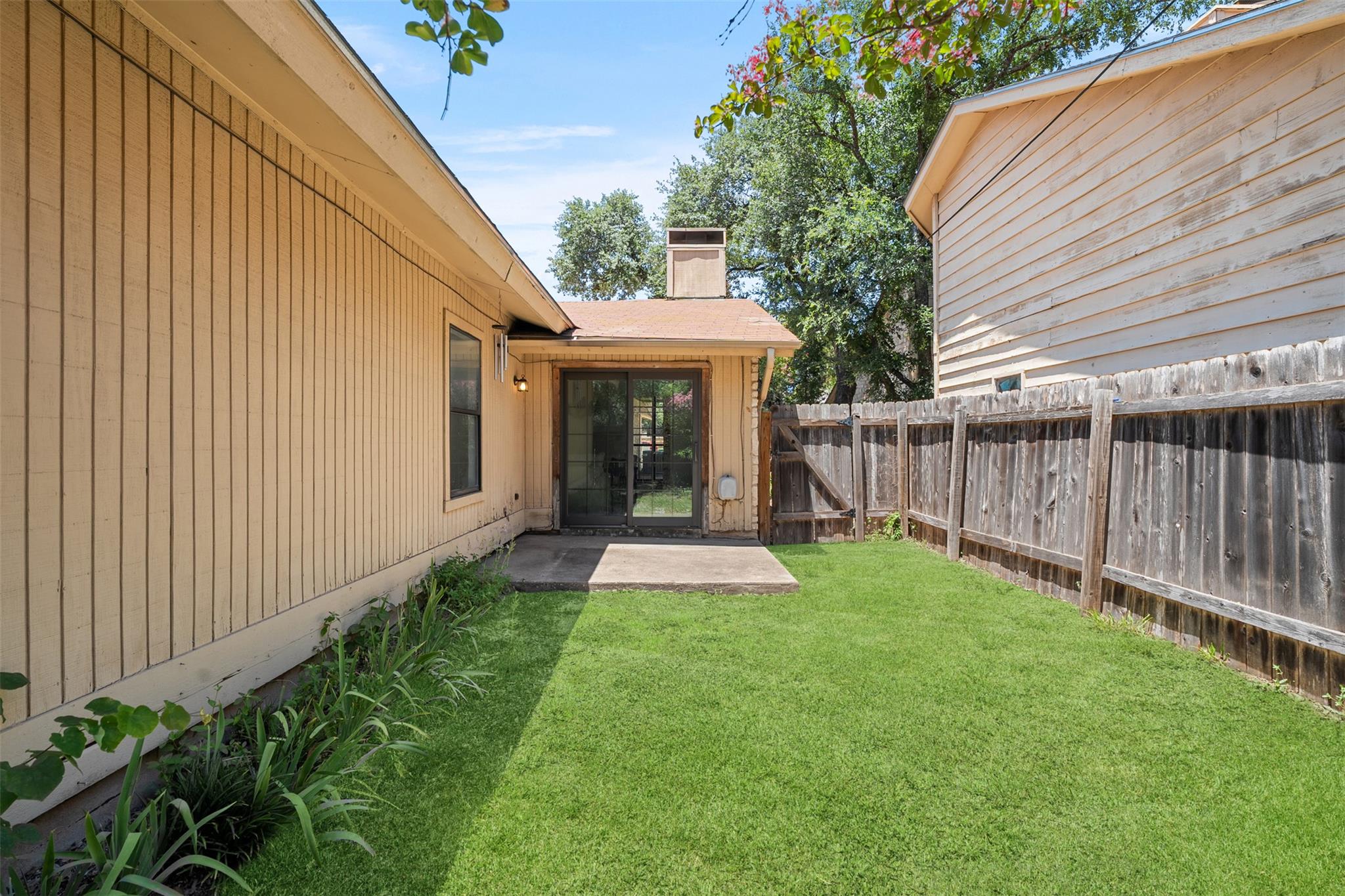 8518 FATHOM Cir # 131, Austin, TX 78750