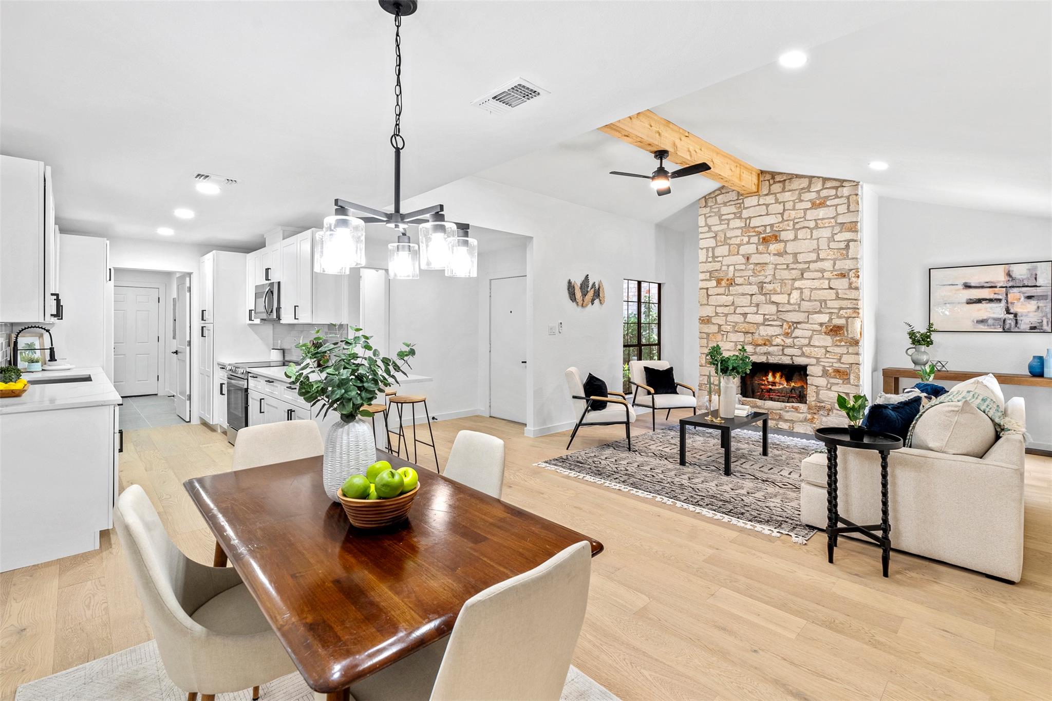 8518 FATHOM Cir # 131, Austin, TX 78750