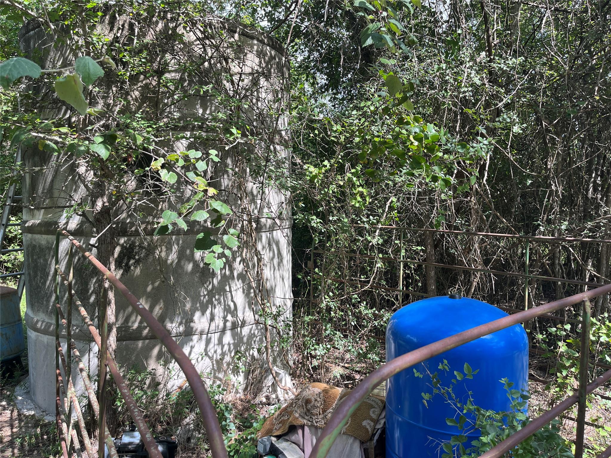 354 Lower Red Rock Rd, Bastrop, TX 78602