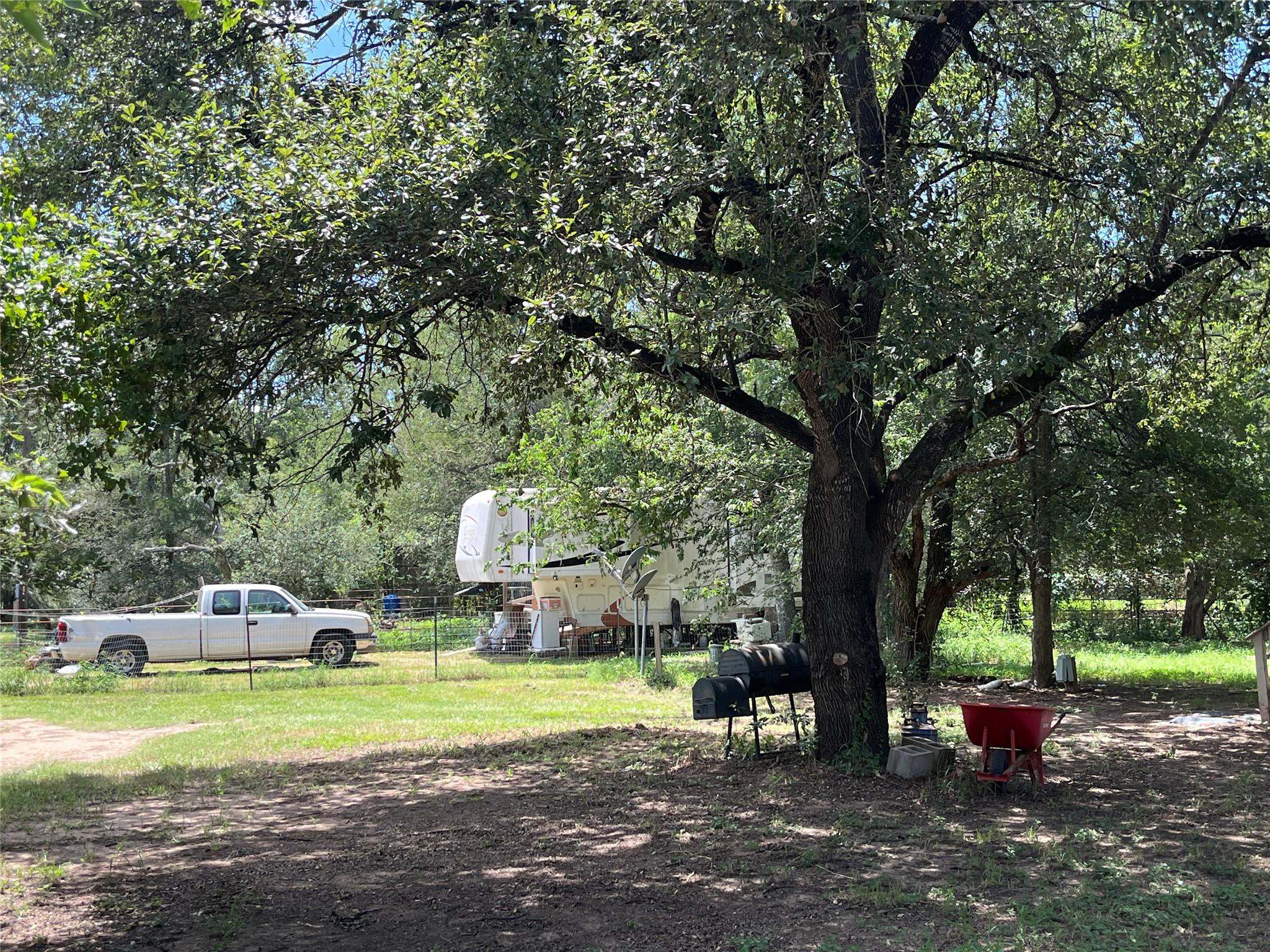 354 Lower Red Rock Rd, Bastrop, TX 78602