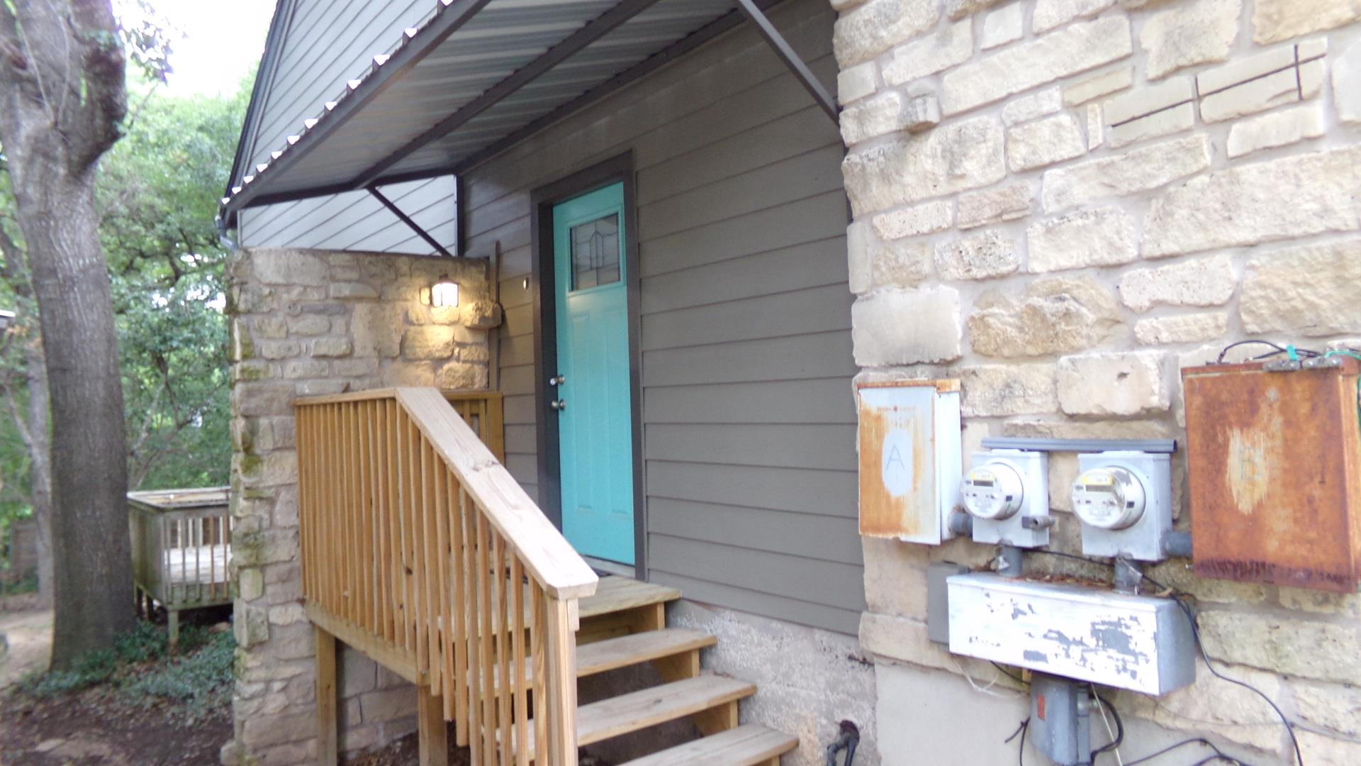 1606 Waterloo Trl # B, Austin, TX 78704