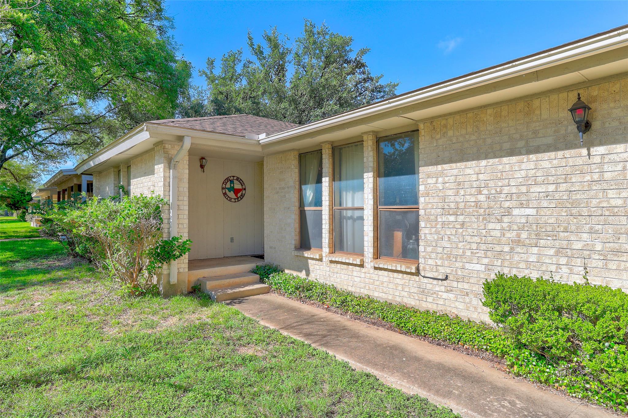 10808 PINEHURST Dr # A, Austin, TX 78747