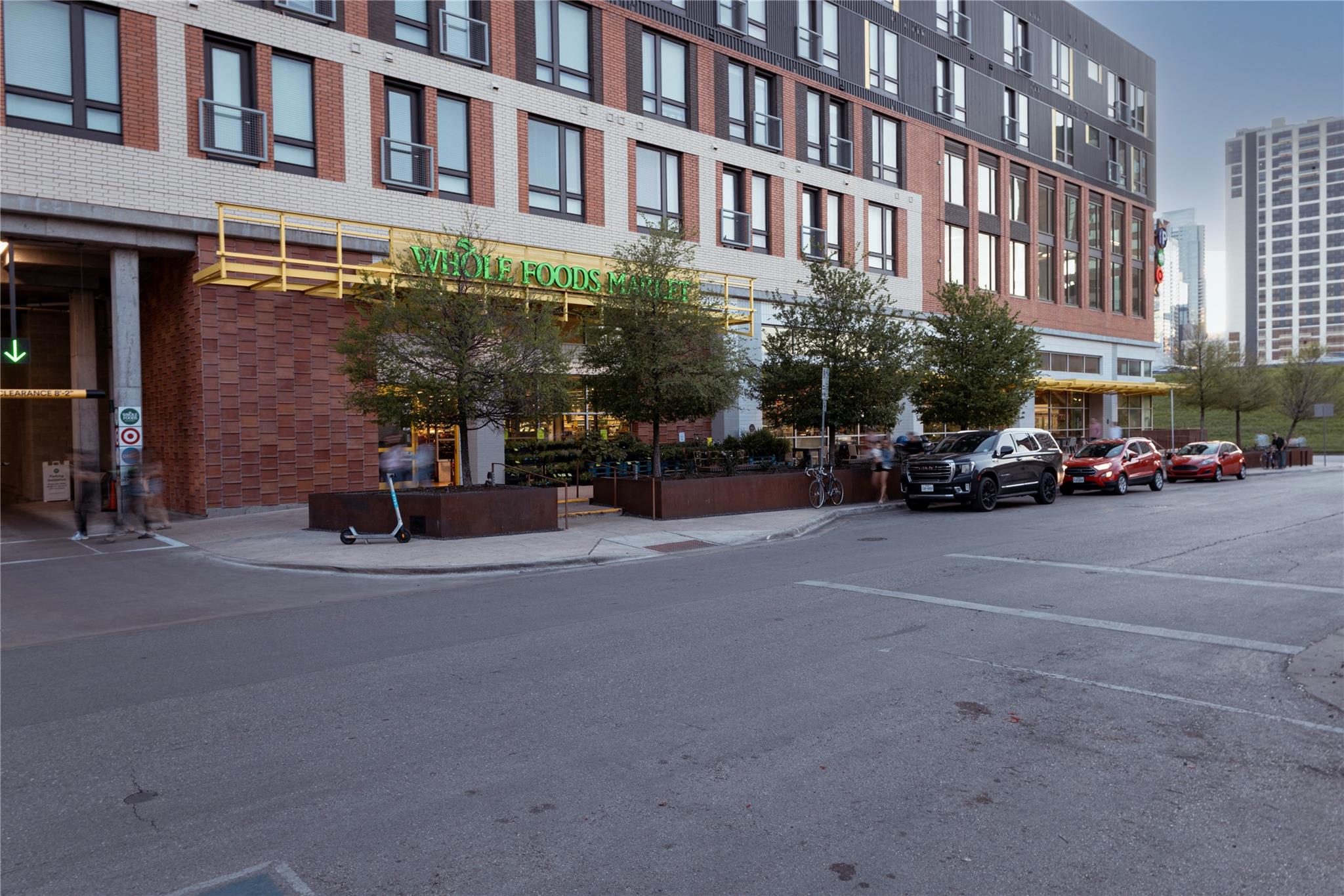 49 Navasota St # 202, Austin, TX 78702