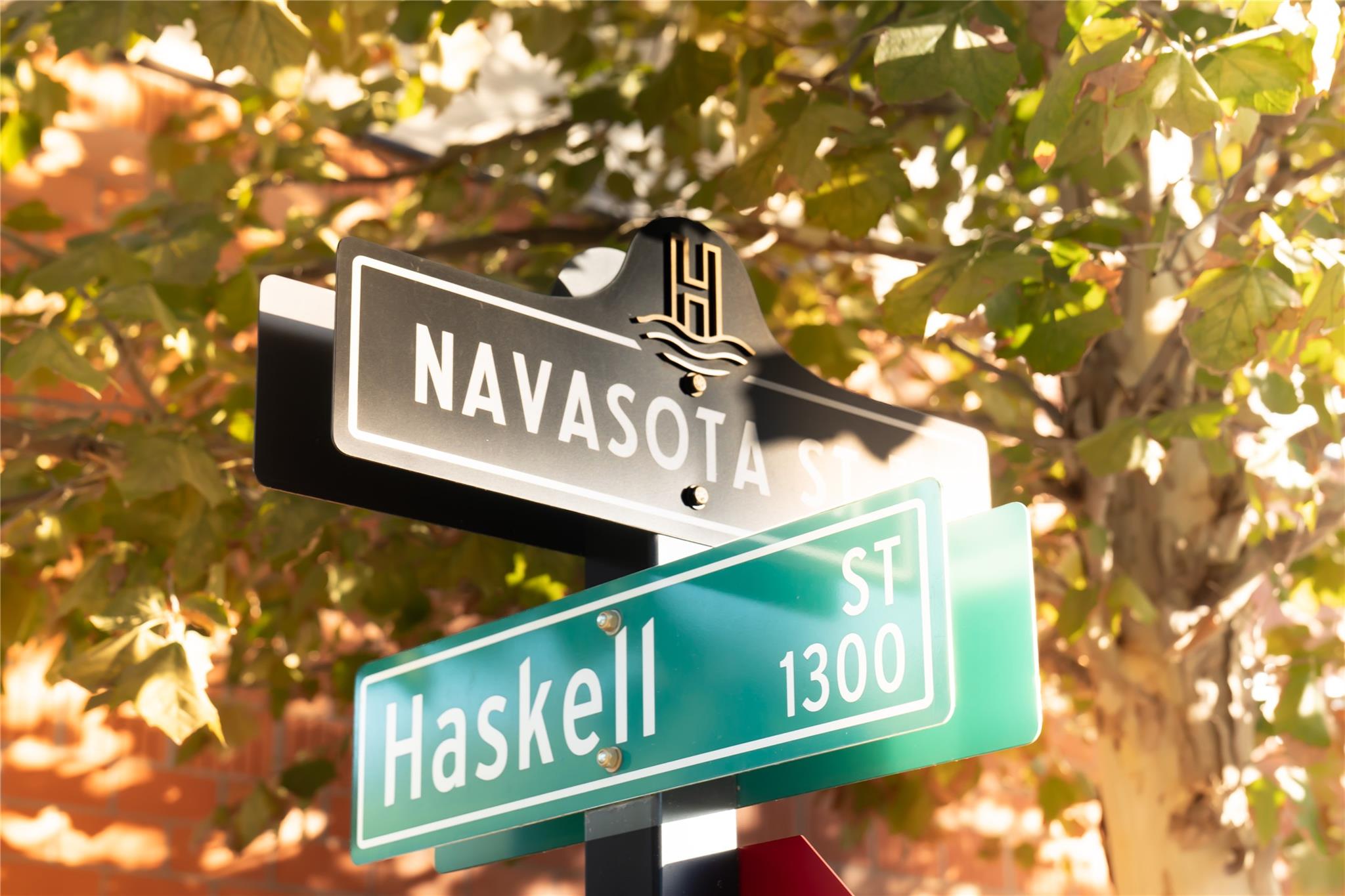 49 Navasota St # 202, Austin, TX 78702