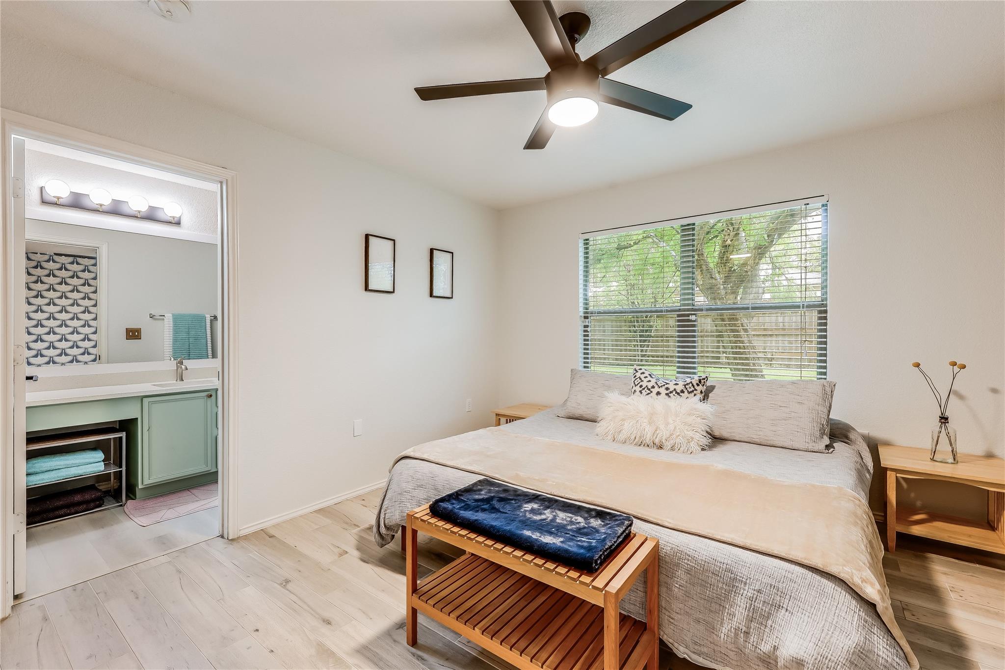 5301 Apple Orchard Ln, Austin, TX 78744