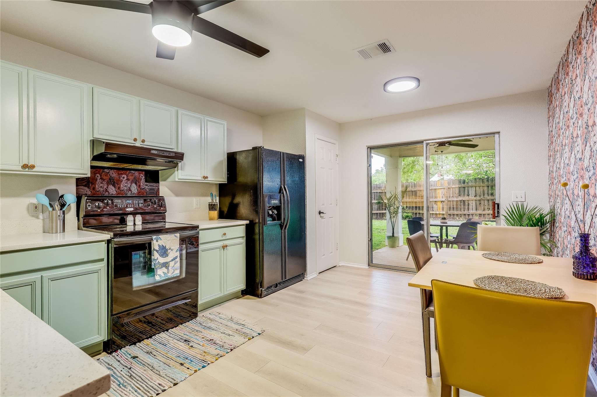 5301 Apple Orchard Ln, Austin, TX 78744