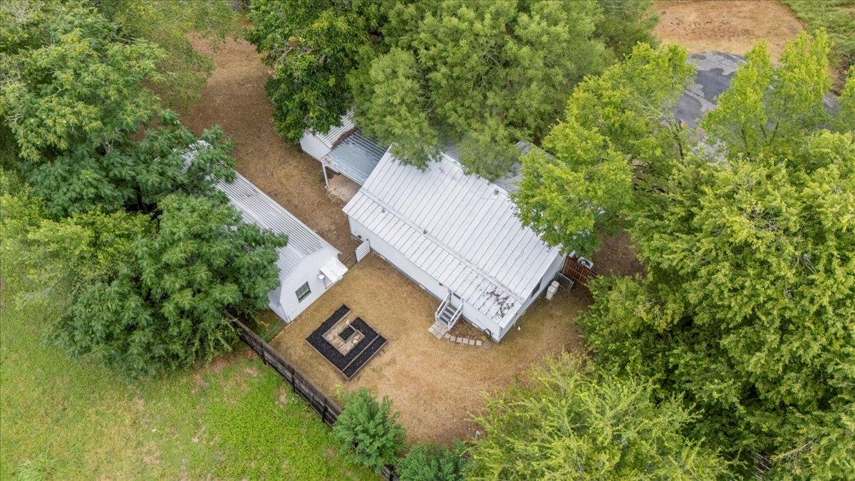 339 N Water St, La Grange, TX 78945