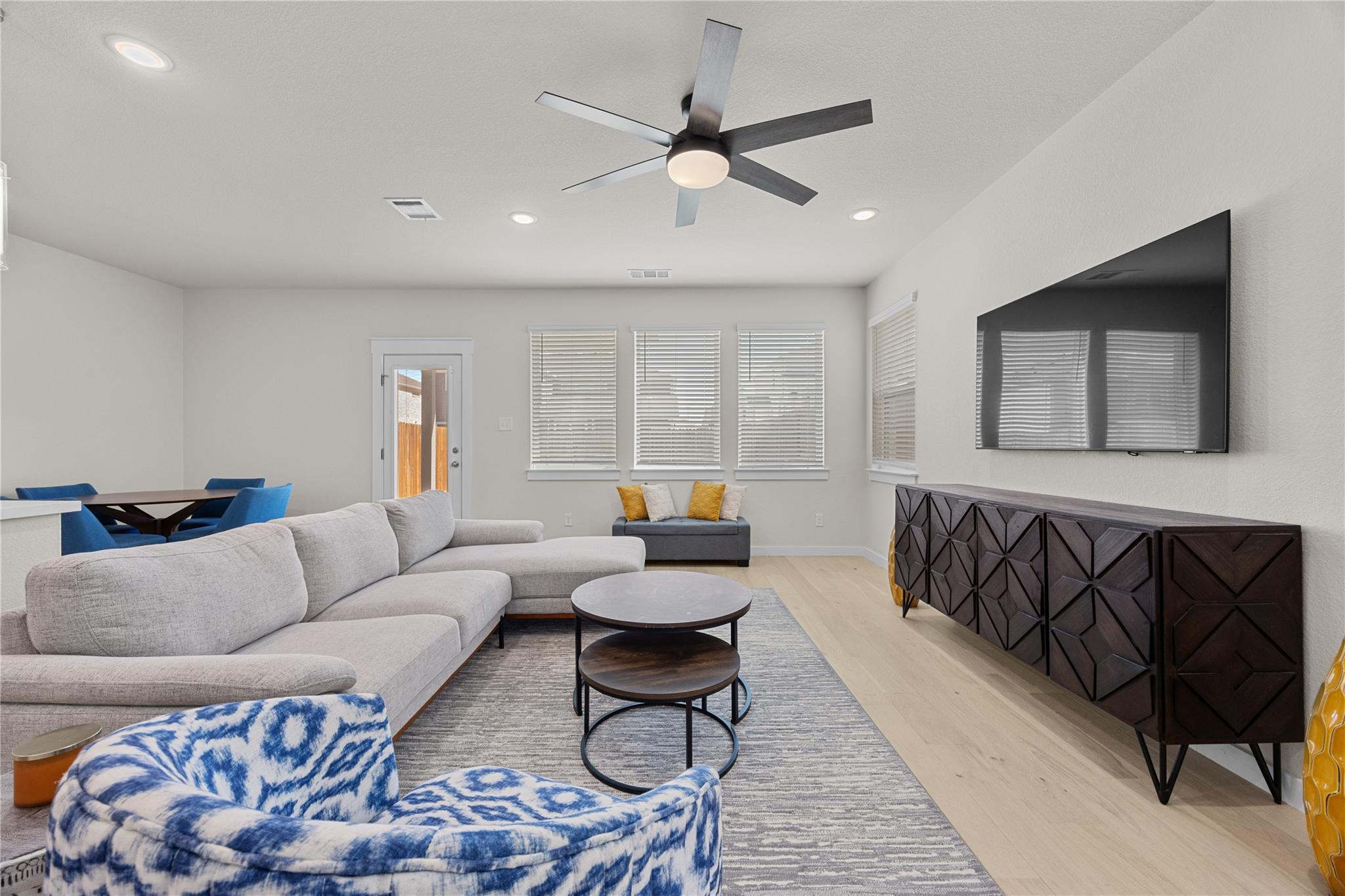 1512 N Honaker Way, Leander, TX 78641