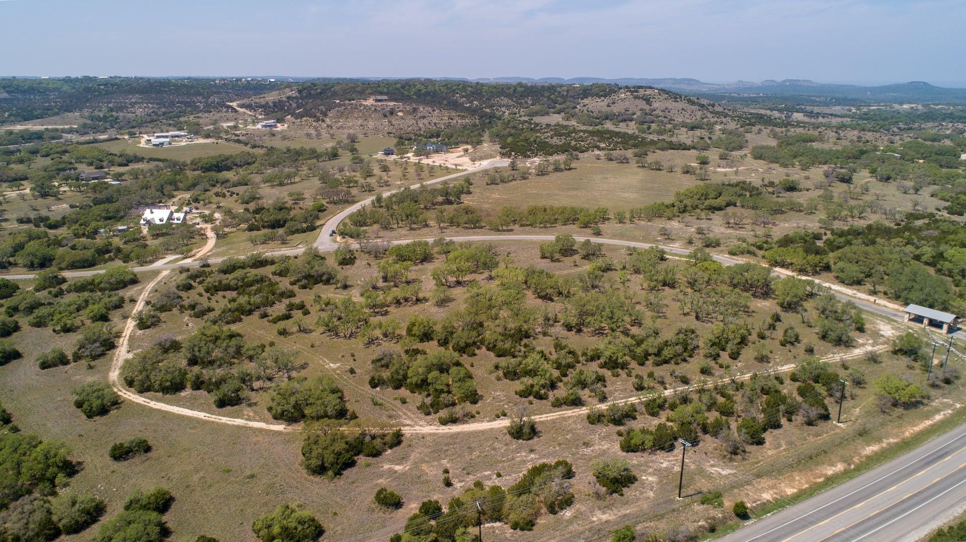 101 Bluff Ridge Trl, Blanco, TX 78606