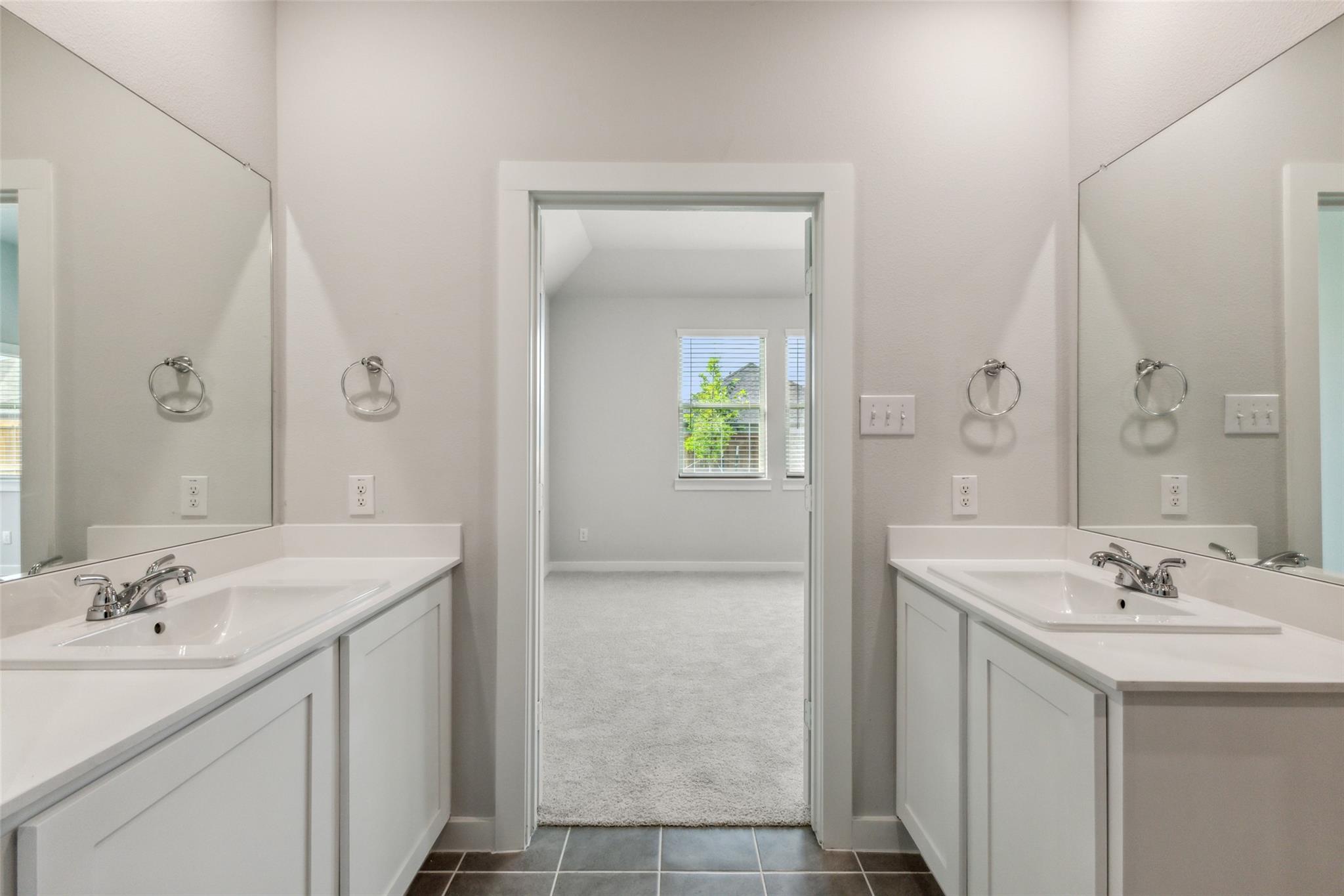270 Bendecido Loop, Elgin, TX 78621