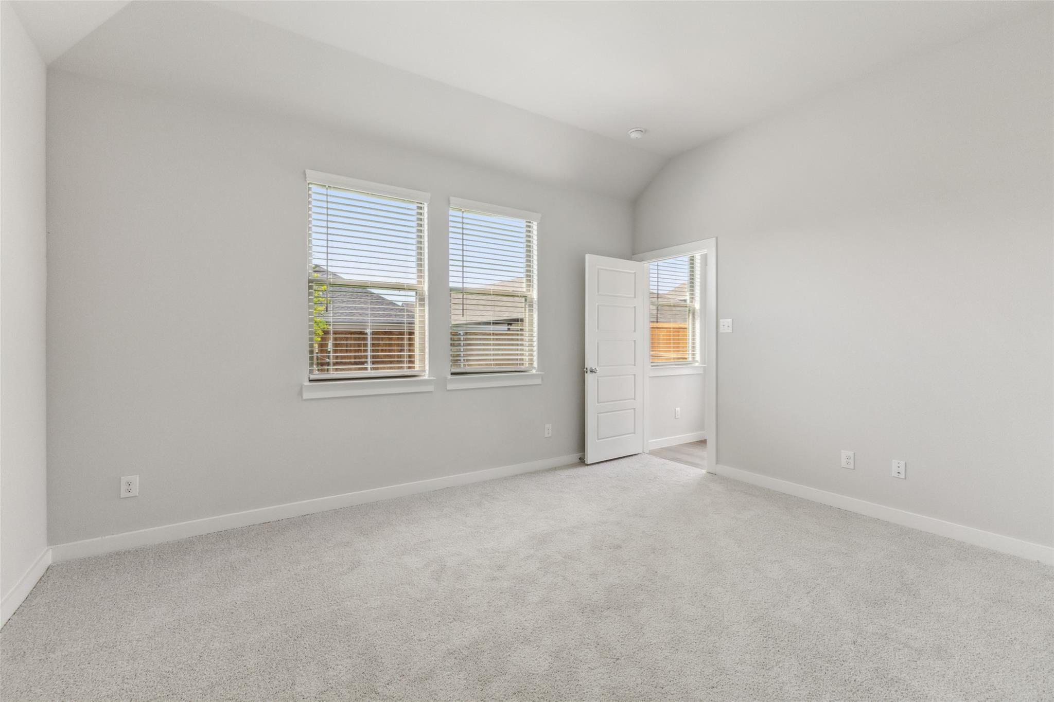 270 Bendecido Loop, Elgin, TX 78621