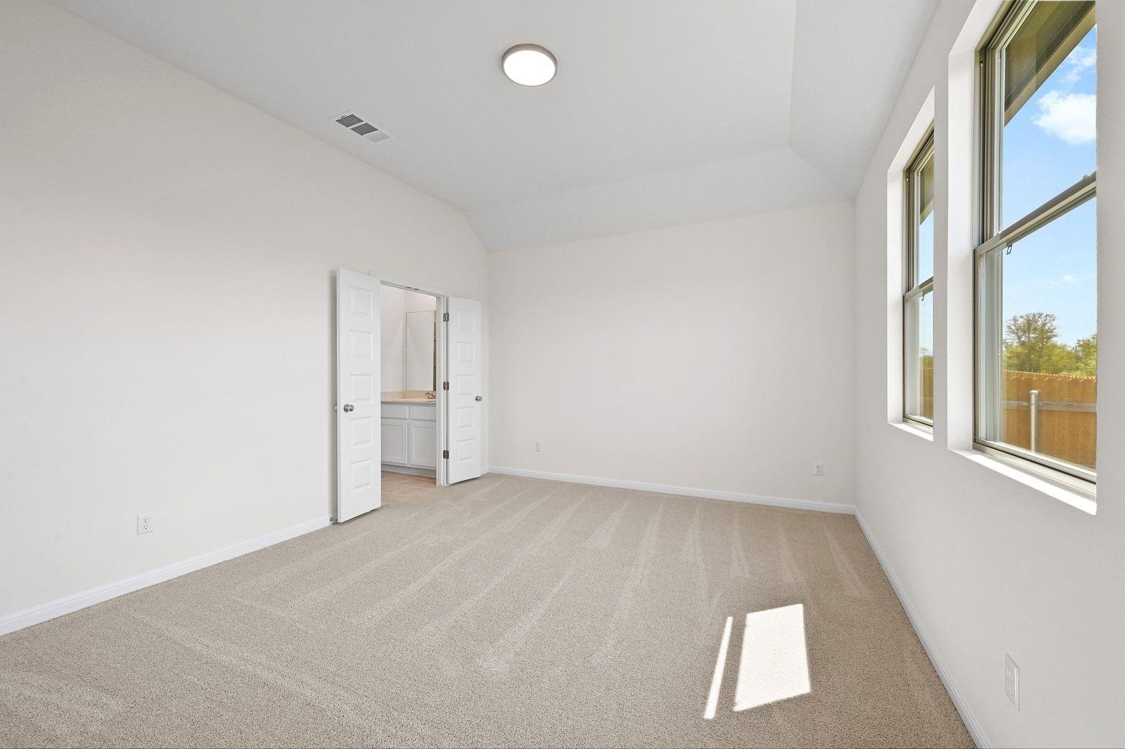 270 Bendecido Loop, Elgin, TX 78621