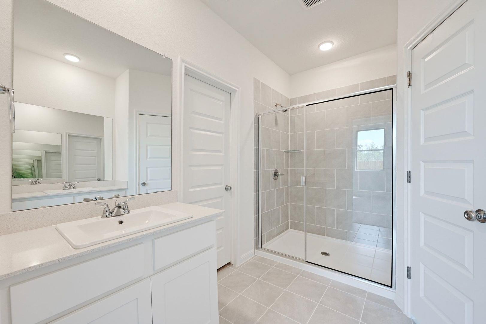 270 Bendecido Loop, Elgin, TX 78621