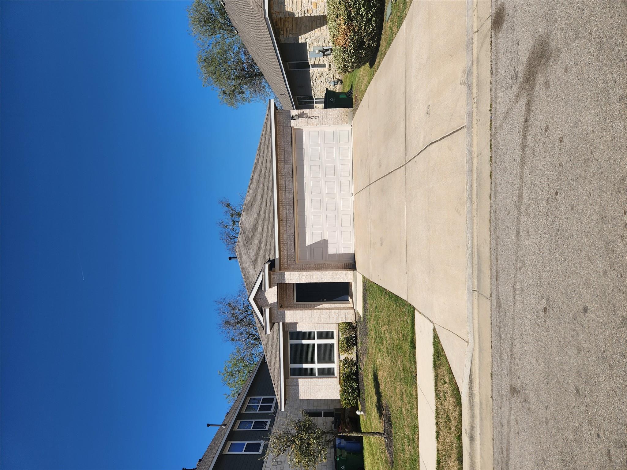 1200 Warms Springs Dr, Pflugerville, TX 78660