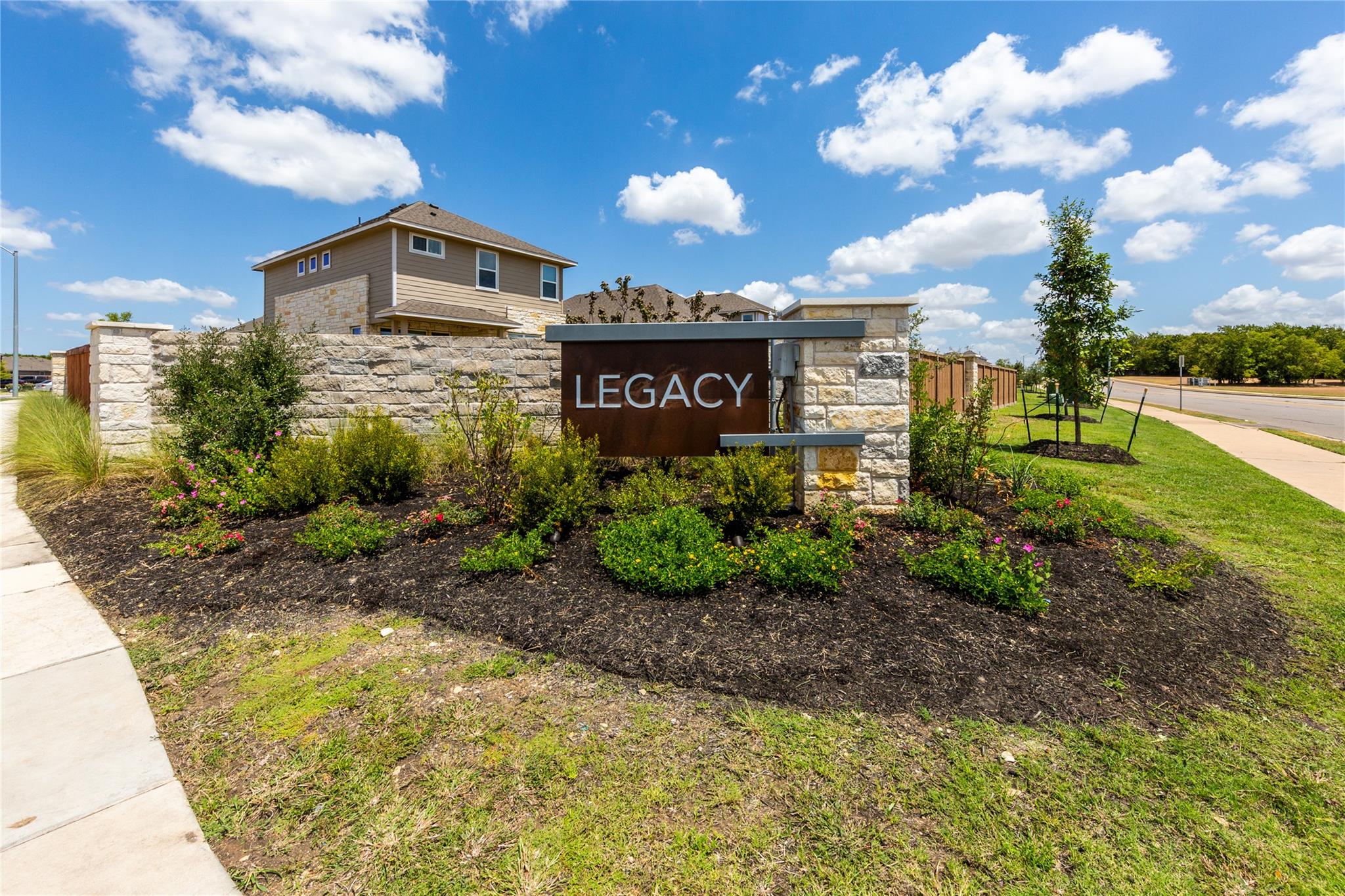 1200 Warms Springs Dr, Pflugerville, TX 78660