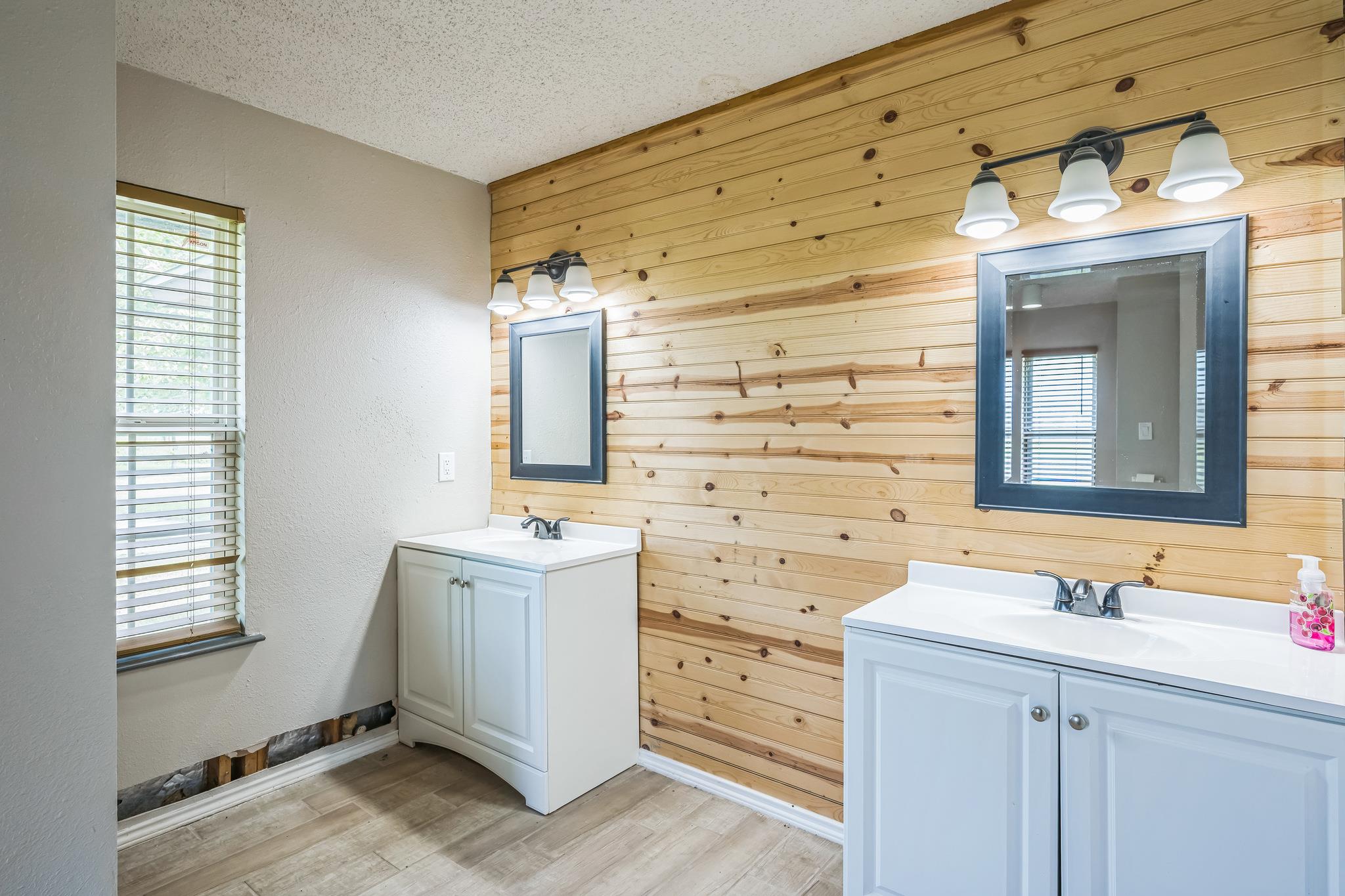 16885 State Highway 317, Moody, TX 76557