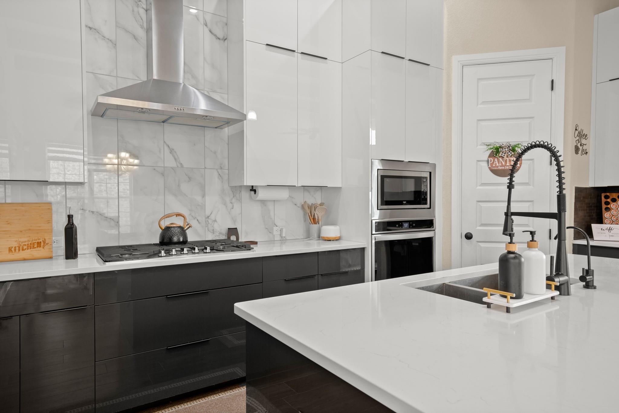 525 Faith Dr, Liberty Hill, TX 78642