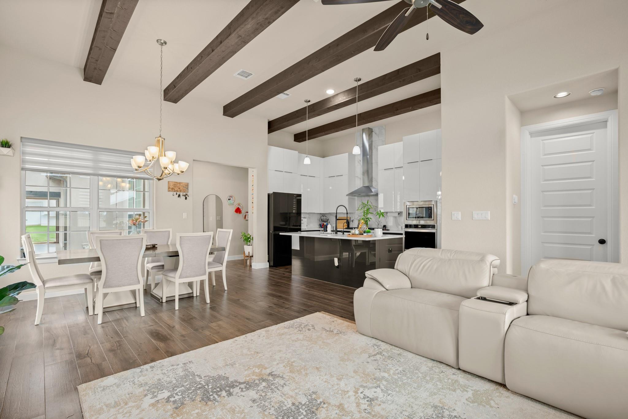 525 Faith Dr, Liberty Hill, TX 78642