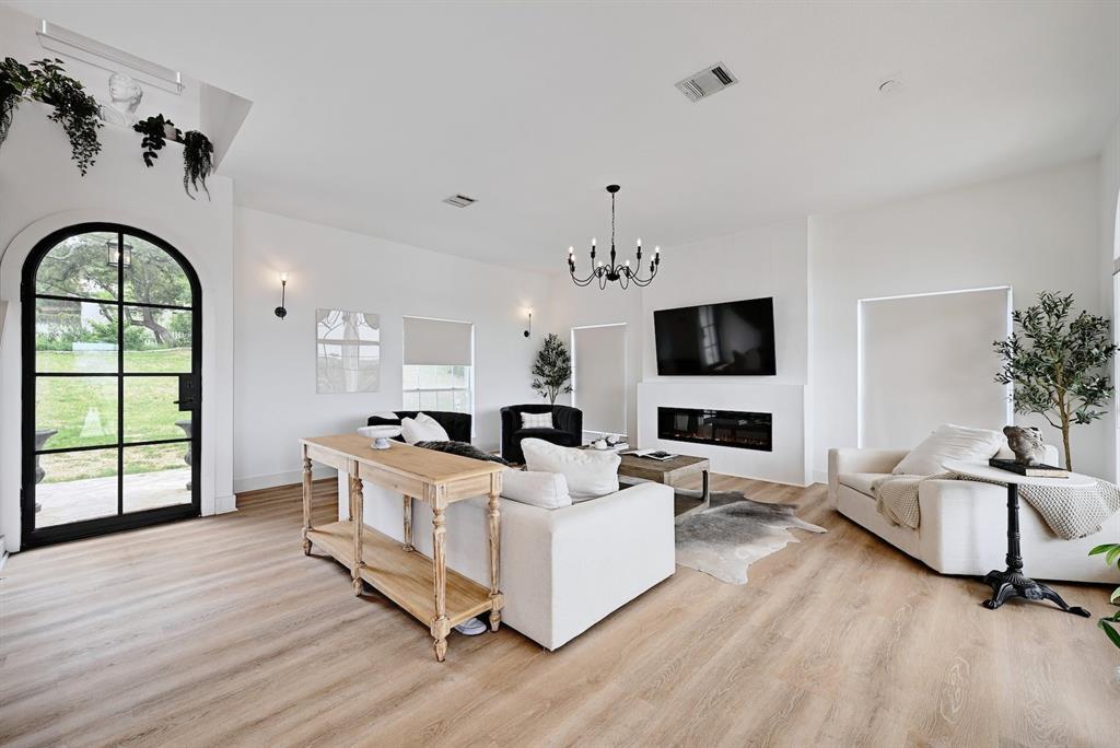 1604 Cliffwood Dr, Austin, TX 78733