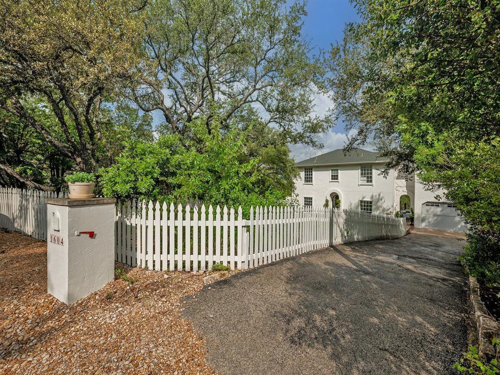 1604 Cliffwood Dr, Austin, TX 78733
