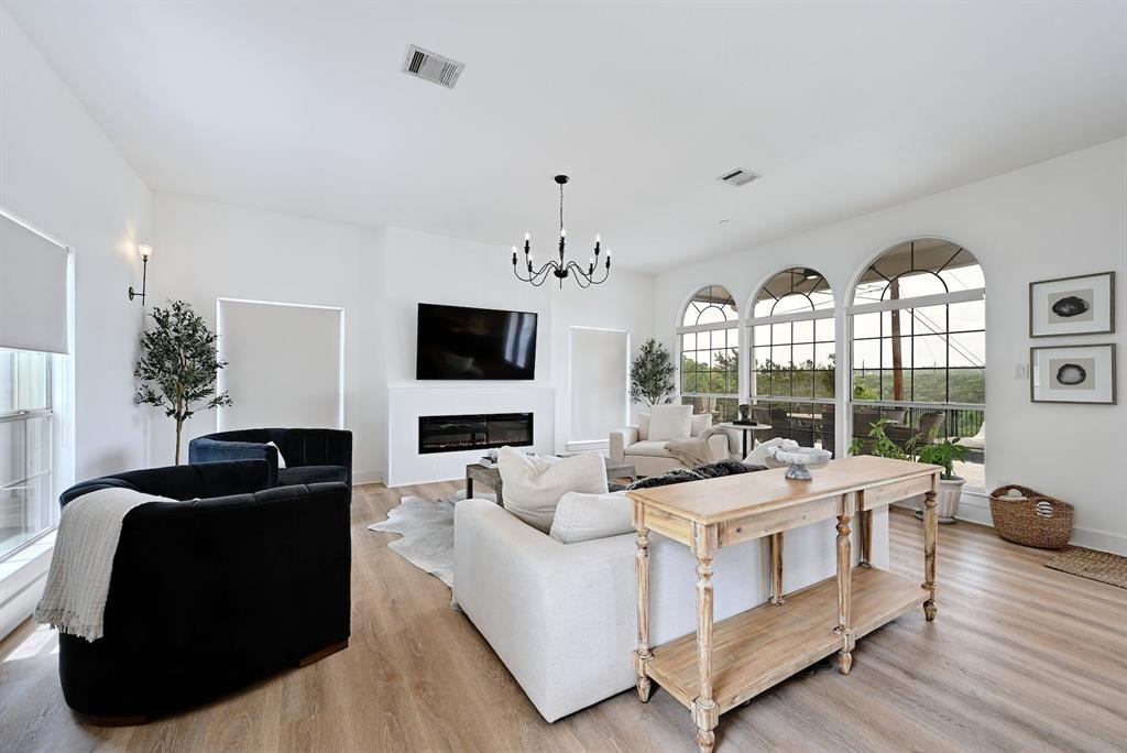 1604 Cliffwood Dr, Austin, TX 78733