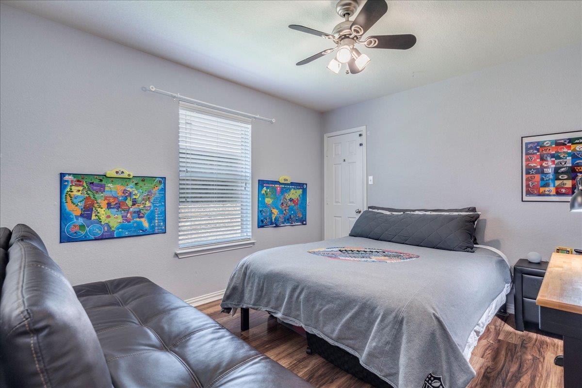 2532 Ericanna Ln, Leander, TX 78641