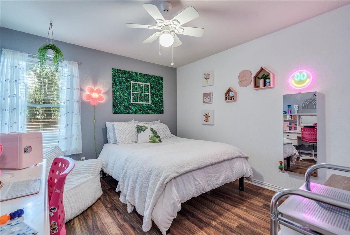 2532 Ericanna Ln, Leander, TX 78641