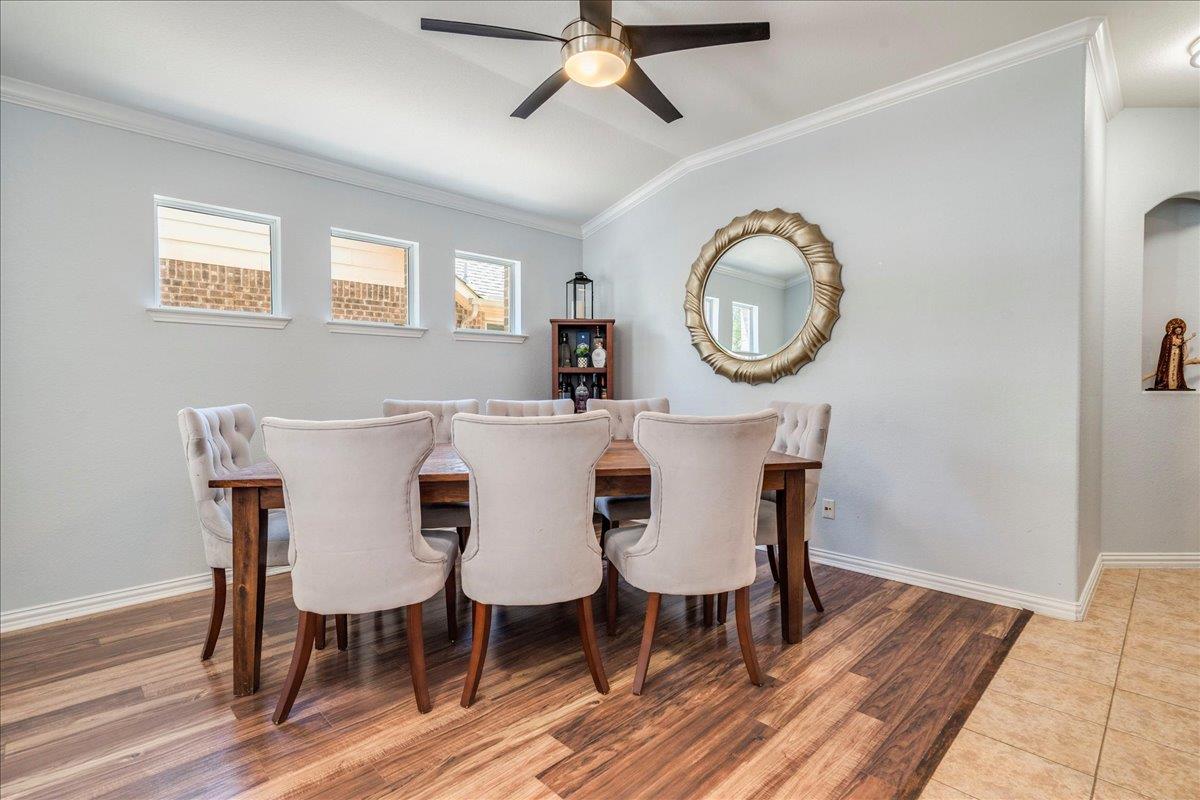 2532 Ericanna Ln, Leander, TX 78641