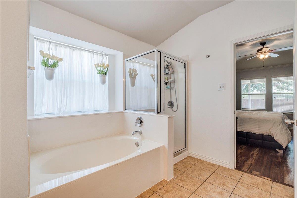 2532 Ericanna Ln, Leander, TX 78641