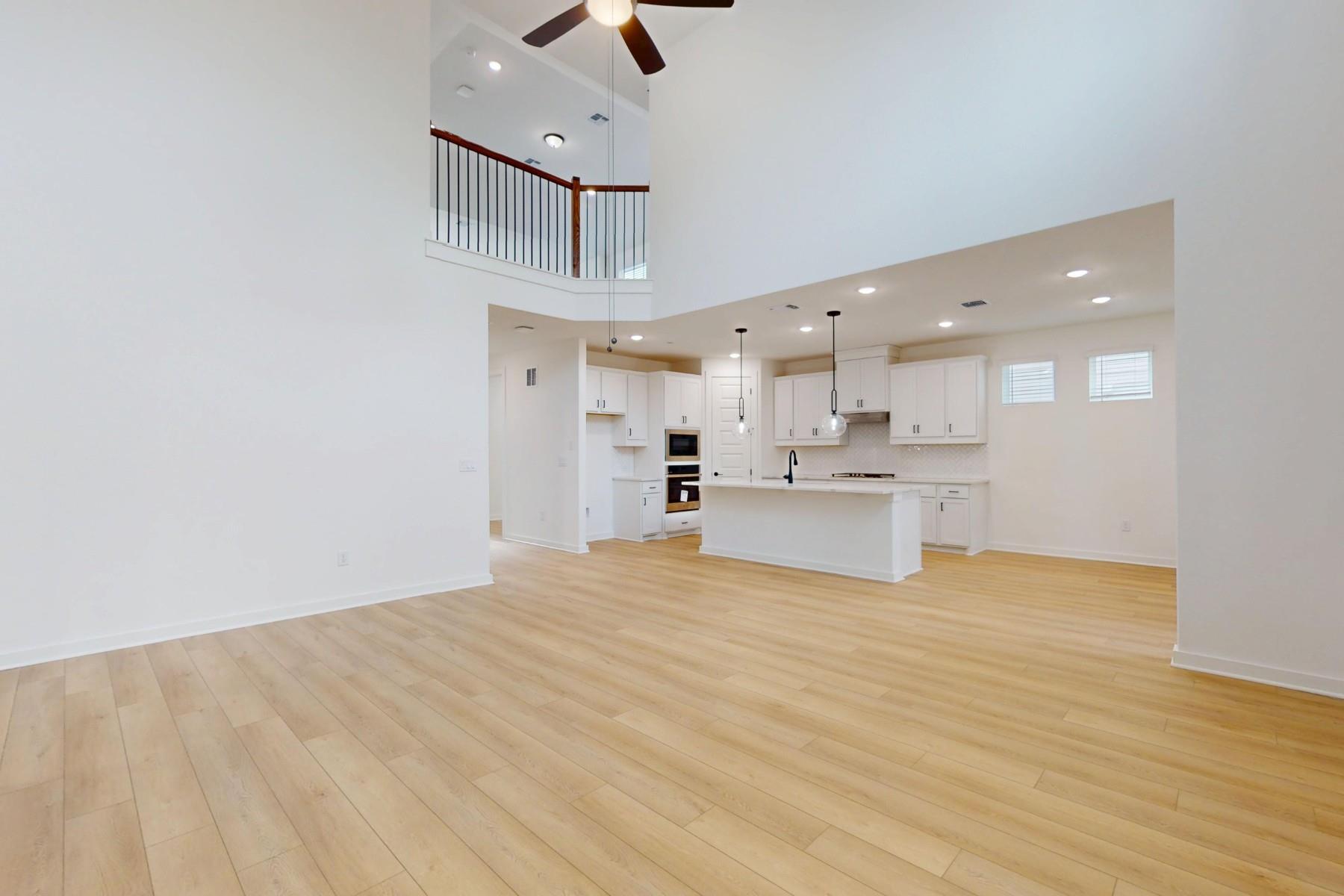 3913 Waxahachie Rd, Leander, TX 78641