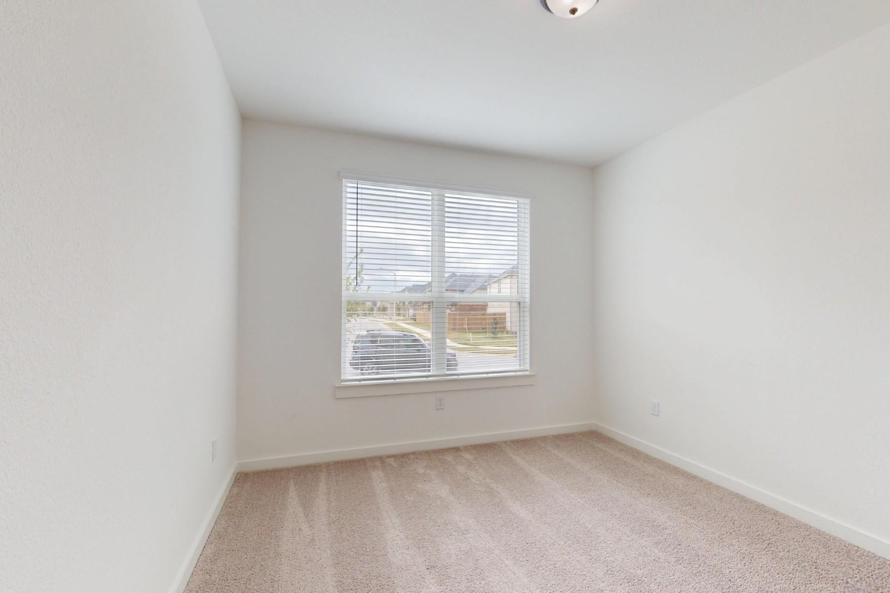 3913 Waxahachie Rd, Leander, TX 78641