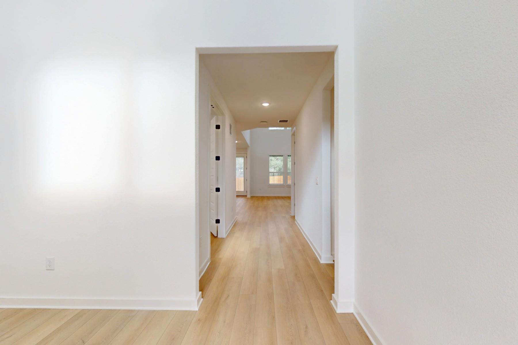 3913 Waxahachie Rd, Leander, TX 78641