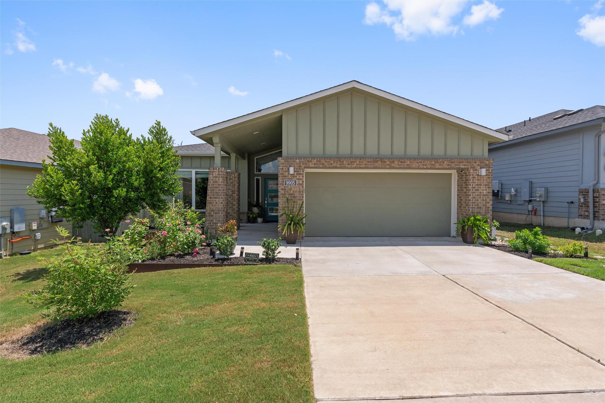 9905 Dalliance Ln, Manor, TX 78653