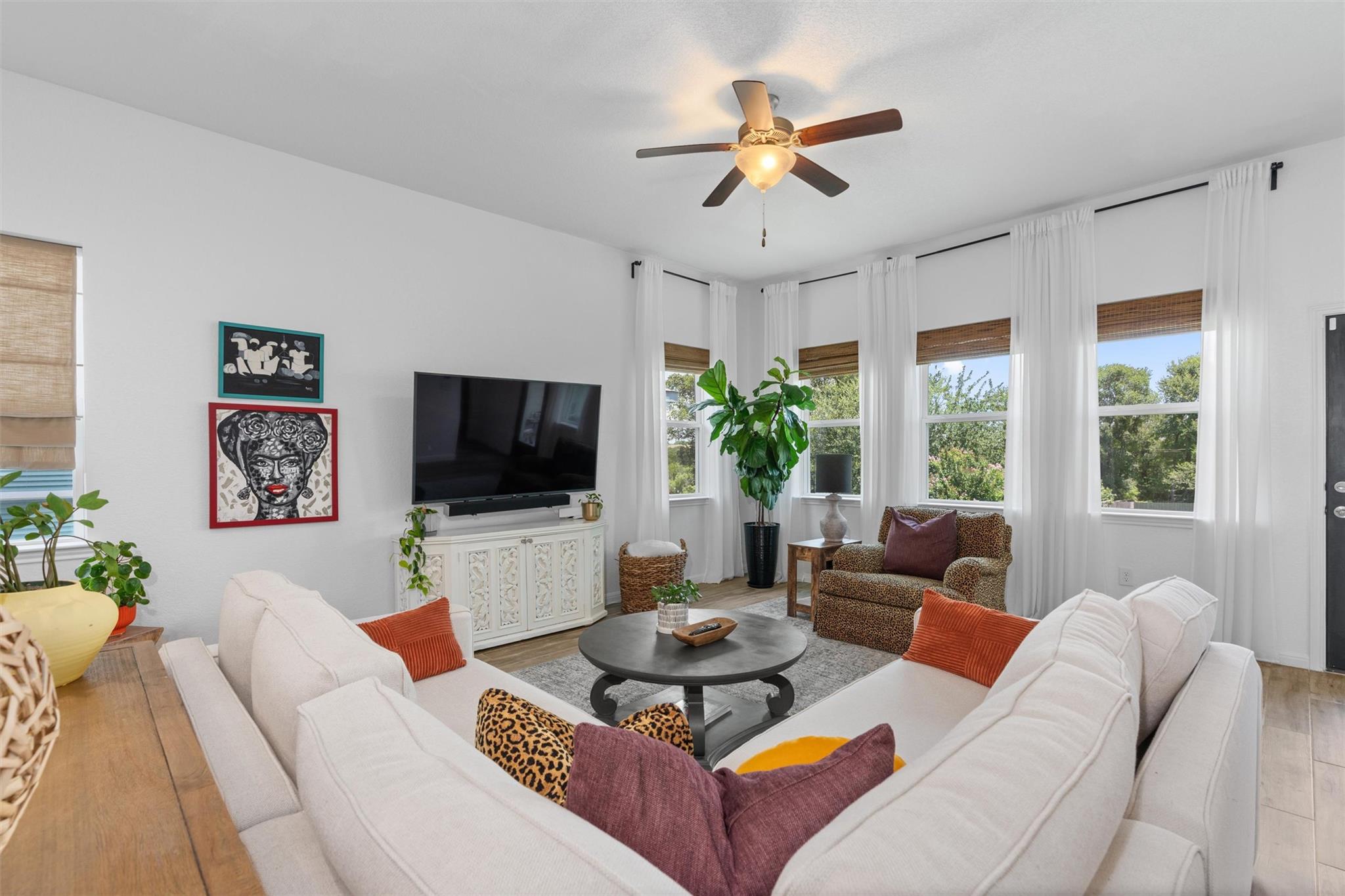 9905 Dalliance Ln, Manor, TX 78653