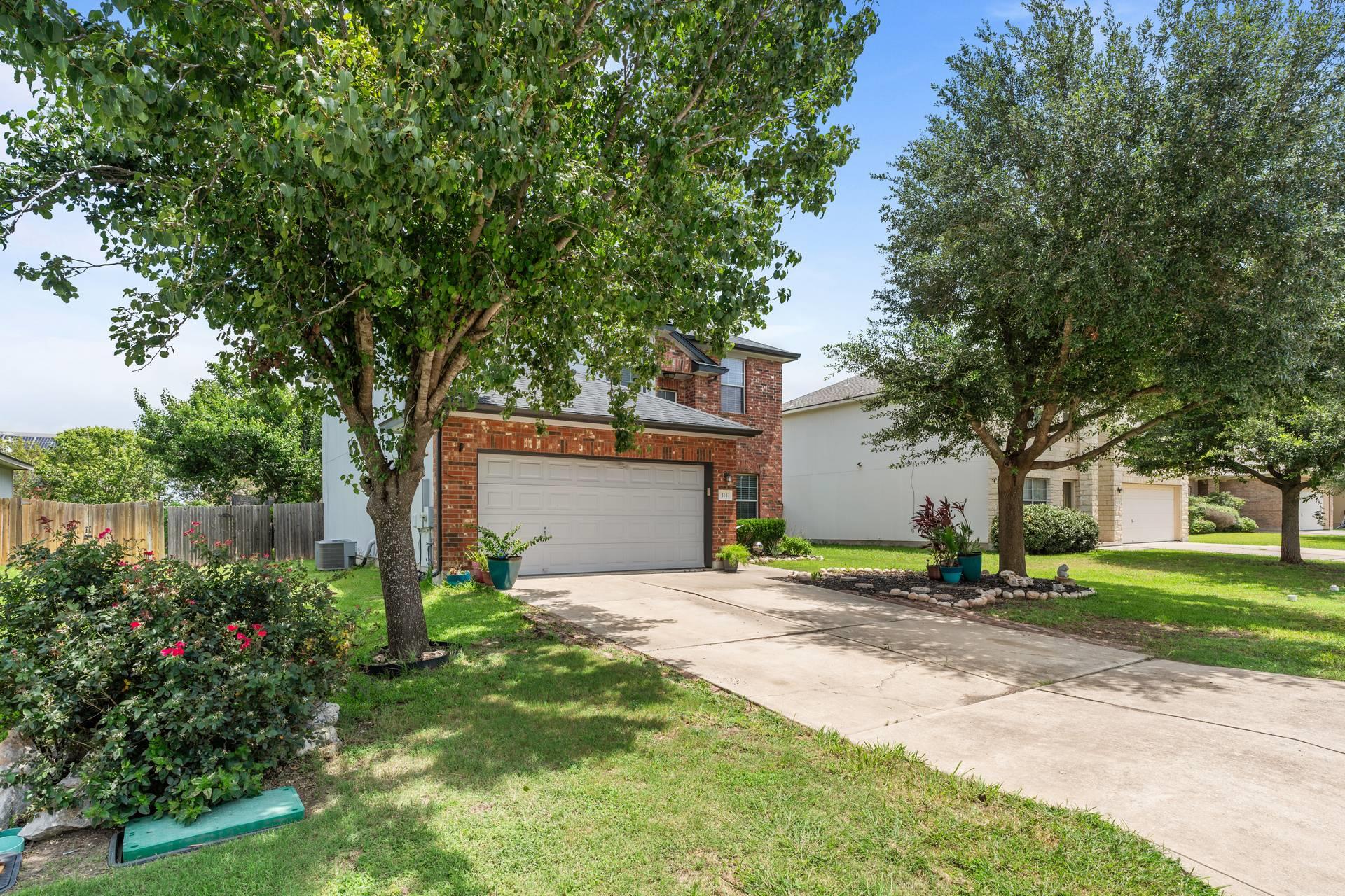 114 Almquist St, Hutto, TX 78634