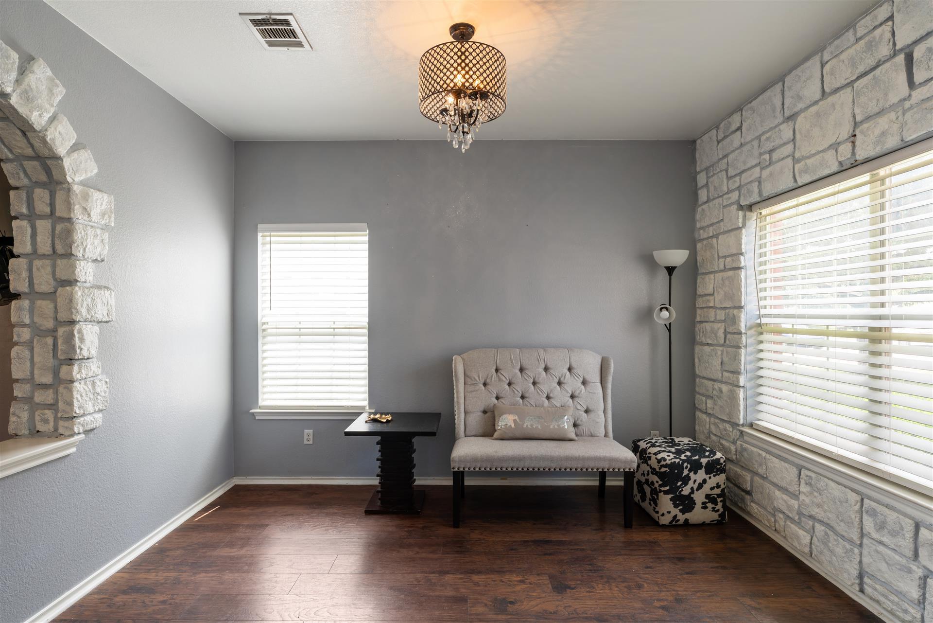 114 Almquist St, Hutto, TX 78634