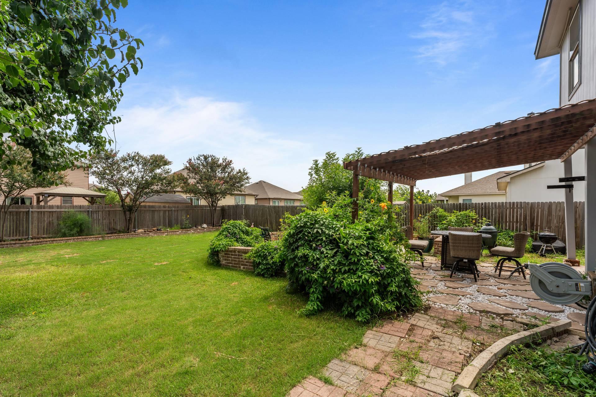 114 Almquist St, Hutto, TX 78634