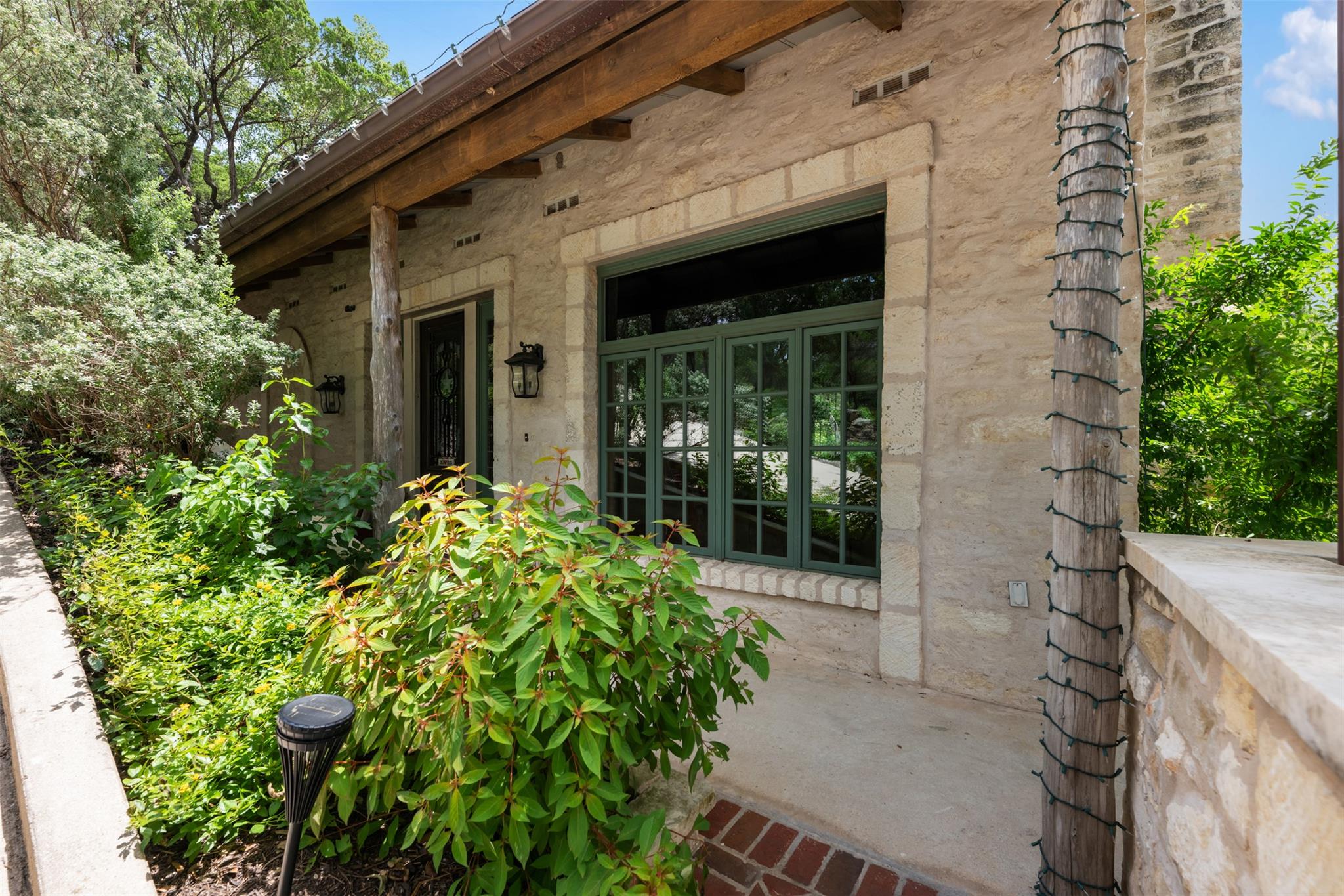 10716 Beach Rd, Leander, TX 78641