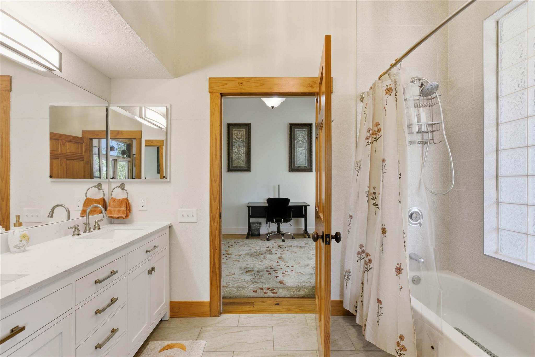 10716 Beach Rd, Leander, TX 78641