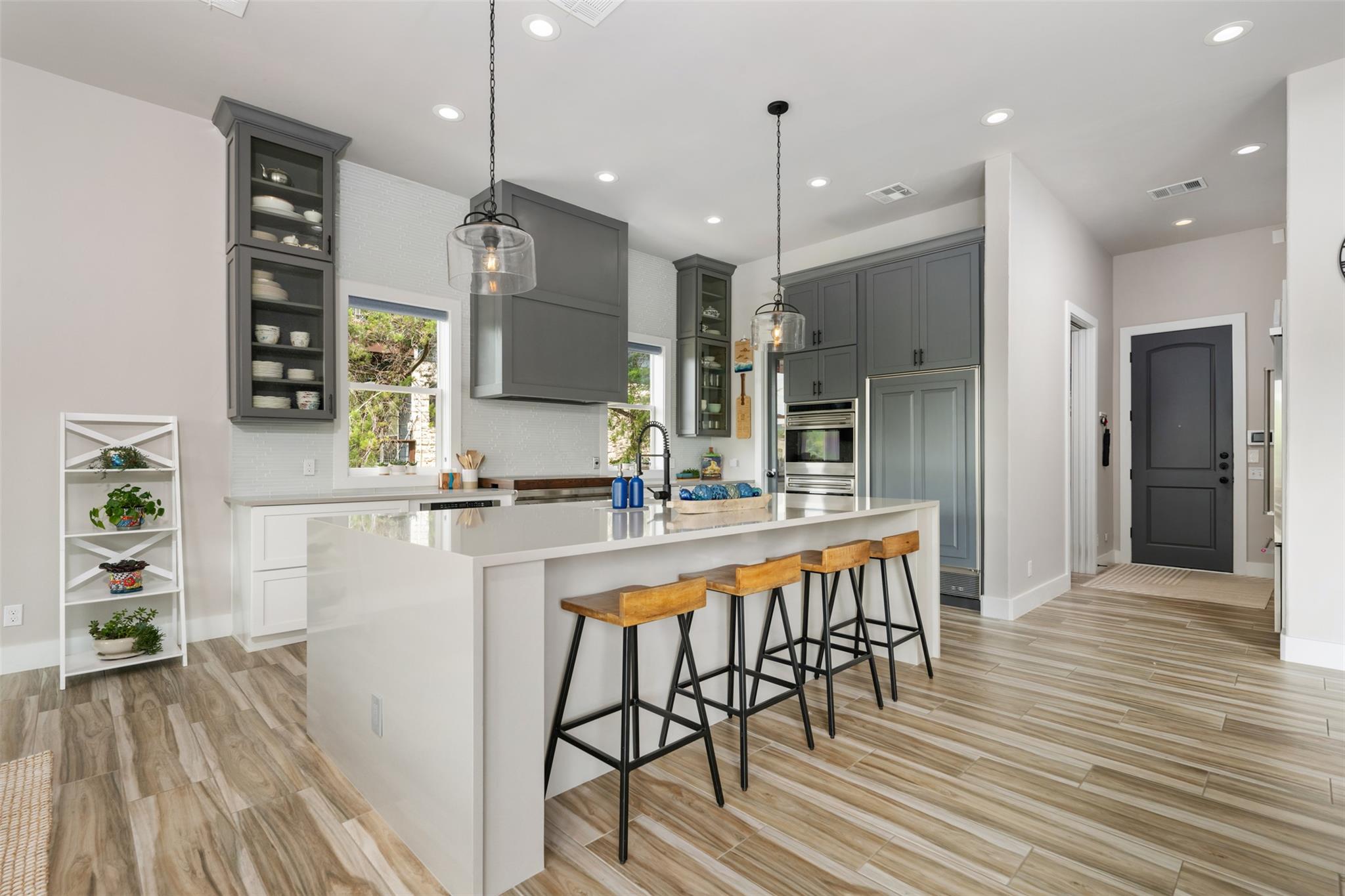 10716 Beach Rd, Leander, TX 78641