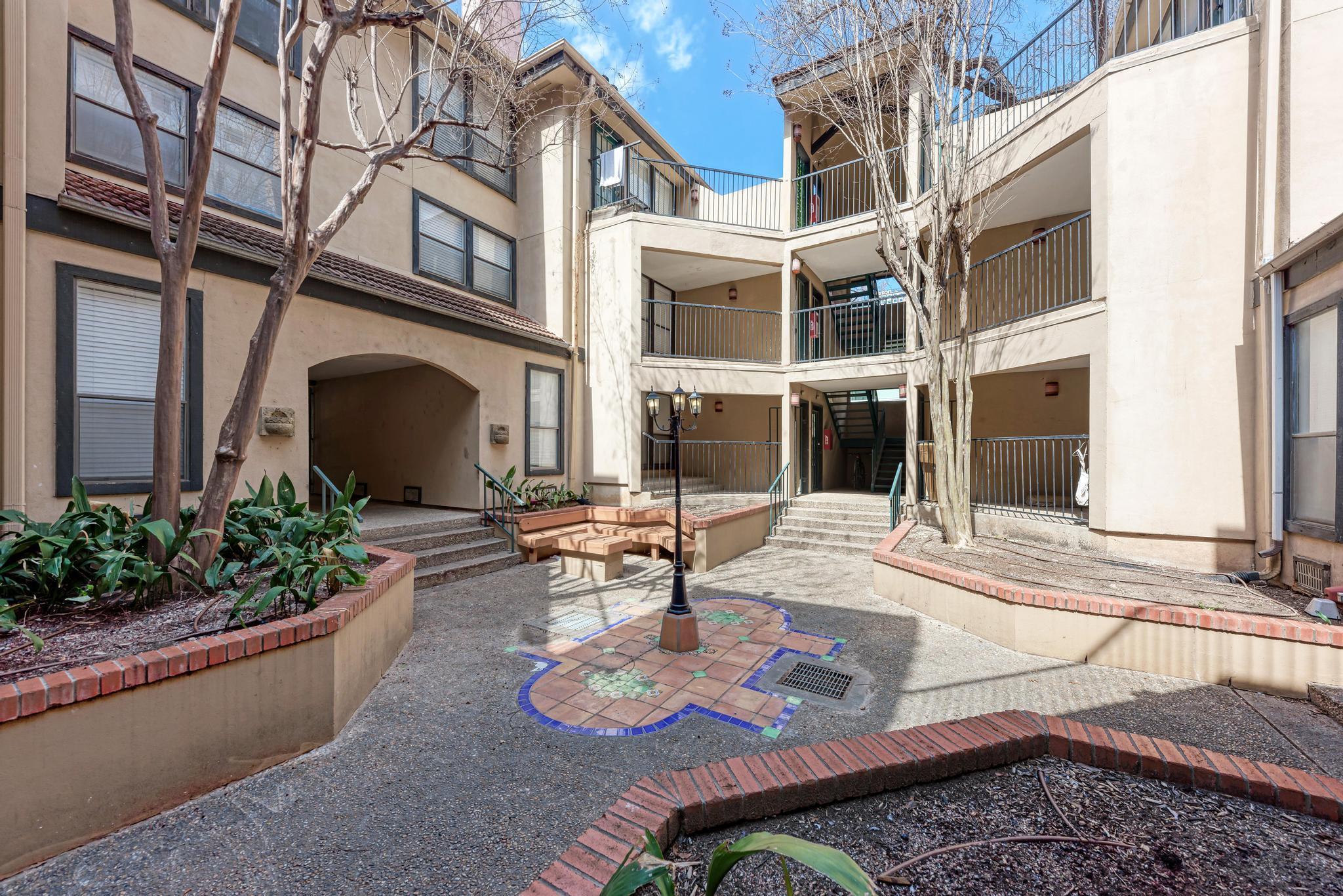 2110 Rio Grande St # 107, Austin, TX 78705