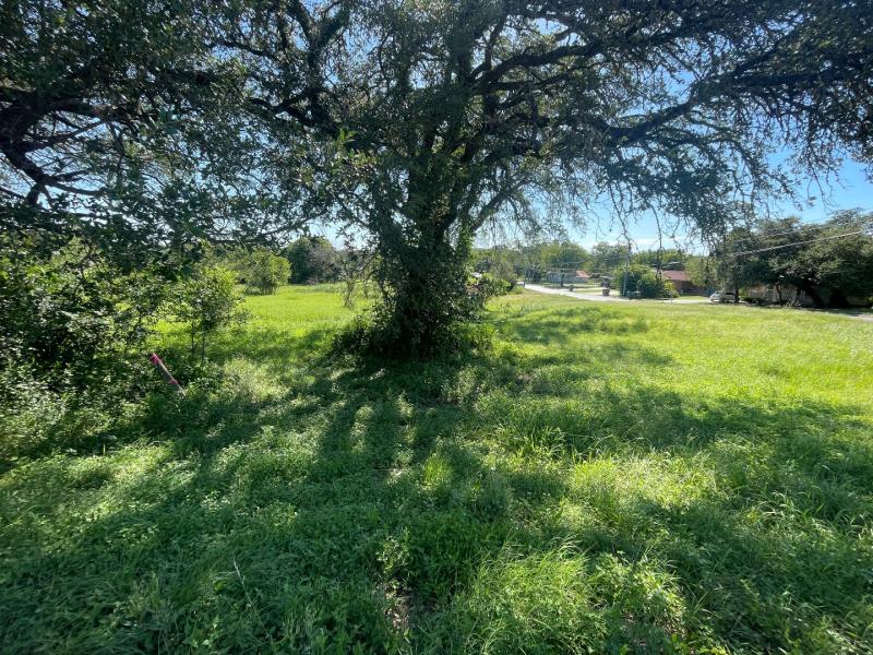 700 S Rhomberg St, Burnet, TX 78611